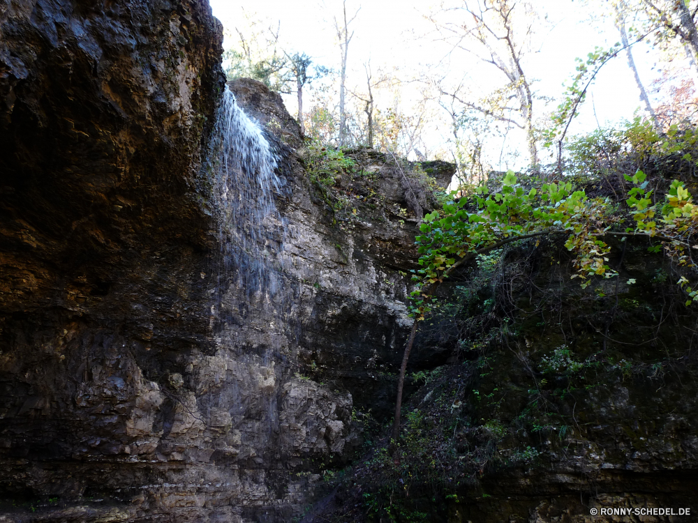 Grand Gulf State Park Wald Fluss Wildnis Baum Landschaft Wasser Berg Wasserfall Park Stein Kanal Bäume Fels Stream fallen Körper des Wassers im freien landschaftlich im freien natürliche Felsen Herbst fließende Creek Reisen Umgebung Moos Hölzer Berge Frühling Klippe Belaubung Schlucht Strömung nationalen Szenerie Blatt Kaskade Blätter Wild Bewegung Sommer See friedliche Wandern woody plant Tourismus Szene frische Luft fällt ruhige fallen geologische formation Pflanze Tal felsigen frisch Entwicklung des ländlichen Land platsch glatte nass Farben Abenteuer Schlucht vascular plant Land Ökologie Reinigen Wanderung üppige Gras Aufstieg Himmel Saison Landschaft bunte Branch Brücke Wasserfälle Kühl gelassene gelb Steigung Frieden Urlaub rasche Gelände plantschen kalt Steine Ruhe Flüsse klar Wanderweg Golden Teich Landschaften Bereich Holz Bereich Mauer entspannende Drop Erholung forest river wilderness tree landscape water mountain waterfall park stone channel trees rock stream fall body of water outdoor scenic outdoors natural rocks autumn flowing creek travel environment moss woods mountains spring cliff foliage canyon flow national scenery leaf cascade leaves wild motion summer lake peaceful hiking woody plant tourism scene freshness falls tranquil falling geological formation plant valley rocky fresh rural country splash smooth wet colors adventure ravine vascular plant land ecology clean hike lush grass ascent sky season countryside colorful branch bridge waterfalls cool serene yellow slope peace vacation rapid terrain splashing cold stones calm rivers clear trail golden pond scenics area wood range wall relaxing drop recreation