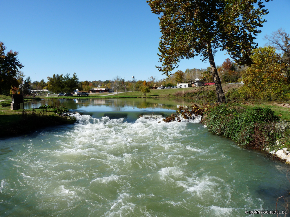 Mammoth Spring State Park Kanal Wasser Fluss Körper des Wassers Landschaft Wald Stream Baum Berg Ufer Reisen im freien Barrier Bäume Park Fels Dam See Wasserfall Stein Sommer Himmel am See Tourismus Meer Frühling Obstruktion fließende im freien Strömung Urlaub Ozean Wild natürliche Creek Insel fallen Teich Paradies Felsen Herbst Wildnis Strand Land Struktur Küste Boot landschaftlich Kaskade Szenerie Umgebung Brücke Erholung Urlaub Wolke Entspannen Sie sich Moos Entwicklung des ländlichen Bewegung Tropischer Wolken Entspannung Reinigen Drop nationalen ruhige rasche nass Sand Szene Garten friedliche Frieden klar felsigen Wandern sonnig Saison Steine platsch Palm Ziel Berge frische Luft Gras Angeln Schwimmbad Küste Ruhe Landschaft glatte entspannende channel water river body of water landscape forest stream tree mountain shore travel outdoor barrier trees park rock dam lake waterfall stone summer sky lakeside tourism sea spring obstruction flowing outdoors flow vacation ocean wild natural creek island fall pond paradise rocks autumn wilderness beach land structure coast boat scenic cascade scenery environment bridge recreation holiday cloud relax moss rural motion tropical clouds relaxation clean drop national tranquil rapid wet sand scene garden peaceful peace clear rocky hiking sunny season stones splash palm destination mountains freshness grass fishing pool coastline calm countryside smooth relaxing