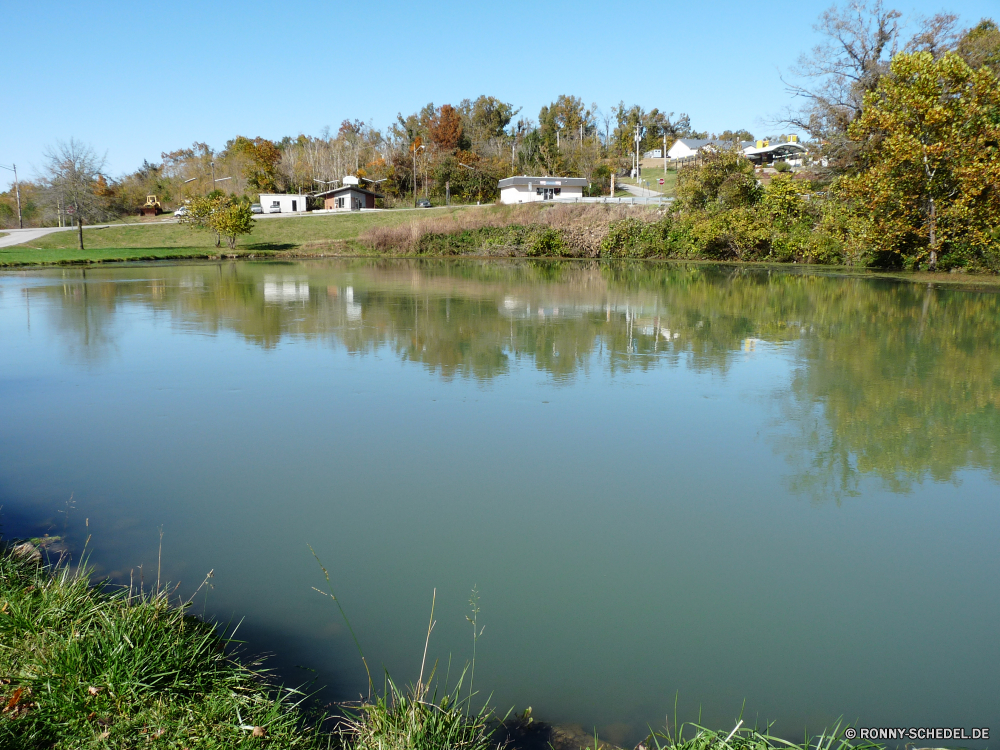 Mammoth Spring State Park See Sumpf Wald Wasser Landschaft Land Feuchtgebiet am See Reflexion Ufer Fluss Baum Teich Himmel Gras Park Bäume Entwicklung des ländlichen Sommer im freien Kanal ruhige Körper des Wassers Szene Berg landschaftlich Umgebung Reisen Pflanze Szenerie Wildnis im freien Saison Landschaft Hölzer natürliche Wolken Wolke Holz Land Frühling sonnig Landschaften Herbst friedliche Ruhe Feld gelassene idyllische Sonne Gelände Tourismus Wild Blatt Wiese ruhig Spiegel Berge reflektieren Bewuchs klar Belaubung Entspannung Farbe Küste Sumpf Wildtiere Sonnenlicht Becken Erhaltung Urlaub gelb Kiefer nationalen Horizont Urlaub Erholung Bank Stream bunte Tag niemand Stein Umwelt- Pflanzen Frieden Tourist am Morgen Sonnenuntergang Flora Urlaub Reed lake swamp forest water landscape land wetland lakeside reflection shore river tree pond sky grass park trees rural summer outdoors channel tranquil body of water scene mountain scenic environment travel plant scenery wilderness outdoor season countryside woods natural clouds cloud wood country spring sunny scenics autumn peaceful calm field serene idyllic sun terrain tourism wild leaf meadow quiet mirror mountains reflect vegetation clear foliage relaxation color coast marsh wildlife sunlight basin conservation vacations yellow pine national horizon vacation recreation bank stream colorful day nobody stone environmental plants peace tourist morning sunset flora holiday reed