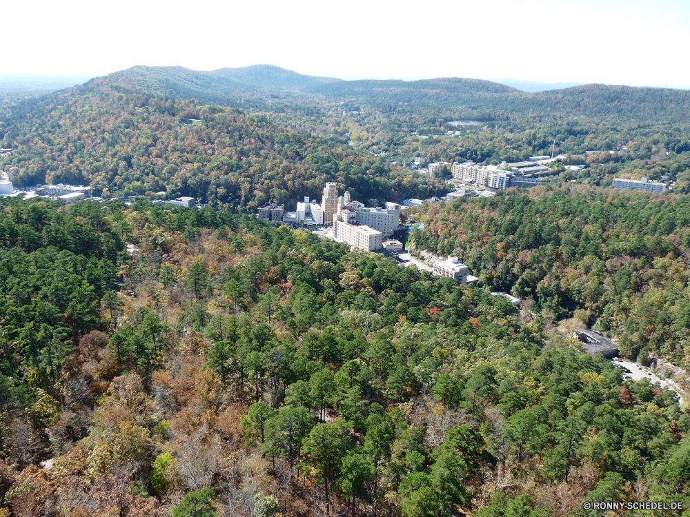 Hot Springs National Park Berg Landschaft Baum Bereich Berge Reisen Himmel Hochland woody plant Wildnis Tal Bäume Sommer im freien Fels landschaftlich vascular plant Spitze Park Wald Szenerie im freien Hügel Tourismus Urlaub Panorama Schnee Pflanze Wolken Hügel Fluss Gras Wasser Alp Wolke sonnig nationalen Stein Wandern Insel hoch Klippe Tag felsigen Strauch Dorf Umgebung Landschaften Kiefer Urlaub Entwicklung des ländlichen Landschaft Abenteuer Felsen natürliche See Ozean ruhige übergeben Häuser Szene geologische formation Meer außerhalb Steigung Schlucht Straße Gletscher Sonne natürliche Höhe Wandern Wild Alpine Landschaften Bewuchs Norden Reise Ziel Tourist Horizont Frühling Architektur Herbst mountain landscape tree range mountains travel sky highland woody plant wilderness valley trees summer outdoors rock scenic vascular plant peak park forest scenery outdoor hill tourism vacation panorama snow plant clouds hills river grass water alp cloud sunny national stone hiking island high cliff day rocky shrub village environment scenics pine holiday rural countryside adventure rocks natural lake ocean tranquil pass houses scene geological formation sea outside slope canyon road glacier sun natural elevation trekking wild alpine landscapes vegetation north journey destination tourist horizon spring architecture autumn