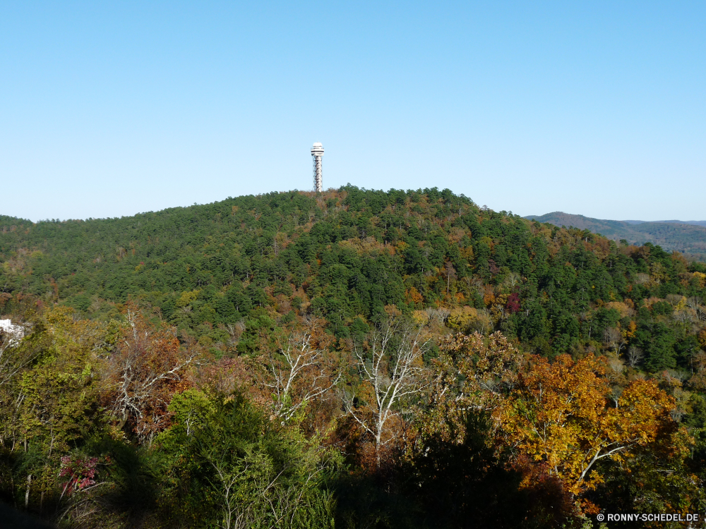 Hot Springs National Park Baum woody plant Landschaft vascular plant Himmel Pflanze Sirup Wald Berg Strauch Bäume Gras Hügel Herbst Entwicklung des ländlichen im freien Park Reisen Umgebung Wildnis fallen Saison Wolken Berge Szenerie landschaftlich Szene Sommer Wiese Feld Panorama natürliche Wolke Landschaft Blätter bunte Frühling Fluss Blatt Stechginster im freien Land Fels Land Tag nationalen Tourismus Stein ruhige Taglilie Tal Kraut Wild Bereich Wasser gelb Belaubung Sonne Bauernhof Hügel sonnig Landschaften idyllische Turm Urlaub Wetter Horizont Kiefer Sonnenlicht klar Farbe Blume Spitze Knoll Tropischer Abenteuer Holz friedliche Landwirtschaft tree woody plant landscape vascular plant sky plant syrup forest mountain shrub trees grass hill autumn rural outdoors park travel environment wilderness fall season clouds mountains scenery scenic scene summer meadow field panorama natural cloud countryside leaves colorful spring river leaf gorse outdoor country rock land day national tourism stone tranquil day lily valley herb wild area water yellow foliage sun farm hills sunny scenics idyllic tower vacation weather horizon pine sunlight clear color flower peak knoll tropical adventure wood peaceful agriculture