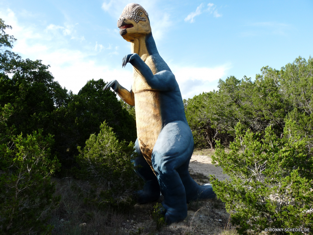 Dinosaur World Person Gras Landwirt Spaß im freien glücklich Freude Himmel Glück Lebensstil im freien Menschen Sommer aktive Wiese Erwachsener springen Mann Freiheit Statue Feld springen Männchen gesund Frühling Freizeit Kind außerhalb Park frei lächelnd Junge Energie Lächeln lässig Sport Kindheit fliegen fröhlich attraktive bengel Jugend Radfahrzeug Erfolg niedlich Familie Leben Skateboard sich fit halten Vitalität Sonne freudige eine Frauen Übung Porträt wenig genießen Freude Trampolin spielen Fahrzeug passen spielen Ausrüstung Urlaub Jeans stehende Gesundheit Körper Wellness Entspannung Jugendlicher Mädchen Aktivität Mode ziemlich Landschaft Baum sonnig fliegen Rasen Brett Aktion Emotion Kinder Eignung gut aussehend Kühl in voller Länge Blumen hoch Modell spielerische lachend Genießen Sie blond Teen menschliche Boot Cowboy-Stiefel Haare Herbst Tag Wald Sohn Kerl zu Fuß Wolken Entspannen Sie sich Frauen im Hut Bewegung Sportgerät Mutter Sport Turngeräte Luft natürliche lustig Farbe Vermittlung Kleidung auf der Suche Athlet Erholung Urlaub person grass farmer fun outdoors happy joy sky happiness lifestyle outdoor people summer active meadow adult jump man freedom statue field jumping male healthy spring leisure child outside park free smiling boy energy smile casual sport childhood fly cheerful attractive kid youth wheeled vehicle success cute family life skateboard exercising vitality sun joyful one women exercise portrait little enjoying pleasure trampoline play vehicle fit playing equipment vacation jeans standing health body wellness relaxation teenager girls activity fashion pretty landscape tree sunny flying lawn board action emotion children fitness handsome cool full length flowers high model playful laughing enjoy blond teen human boot cowboy boot hair autumn day forest son guy walk clouds relax females hat movement sports equipment mother sports gymnastic apparatus air natural funny color conveyance clothing looking athlete recreation holiday