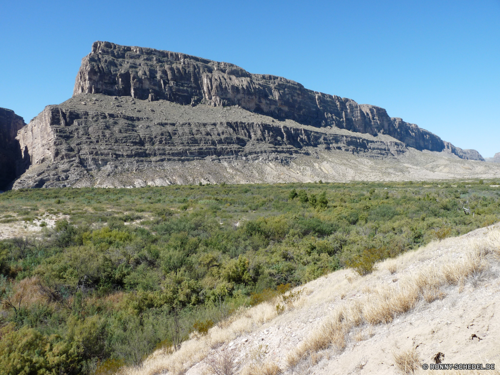 Big Bend National Park Berg Landschaft Berge Steigung Aufstieg Hochland Fels Himmel Spitze Bereich Reisen Tal Alp Linie Park Stein Szenerie Hügel im freien Gletscher landschaftlich im freien Wald Sommer Wildnis nationalen Schnee Wolken Tourismus Klippe natürliche Höhe geologische formation Wandern Felsen Fluss Gras hoch felsigen Baum Wasser Umgebung Alpen Wolke See Alpine Geologie Panorama Wandern Urlaub Tourist Abenteuer Wüste Tag Landschaft Wahrzeichen Grat Hügel Urlaub Schlucht Eis Ruhe Farbe Landschaften Szene Frühling Land natürliche Ziel niemand Vulkan Bäume steilen Wanderung Gelände klar sonnig Steine Nach oben Land Wild Klettern Bildung übergeben Wanderweg außerhalb Landschaften bewölkt Insel Reflexion Horizont mountain landscape mountains slope ascent highland rock sky peak range travel valley alp line park stone scenery hill outdoor glacier scenic outdoors forest summer wilderness national snow clouds tourism cliff natural elevation geological formation hiking rocks river grass high rocky tree water environment alps cloud lake alpine geology panorama trekking holiday tourist adventure desert day countryside landmark ridge hills vacation canyon ice calm color landscapes scene spring land natural destination nobody volcano trees steep hike terrain clear sunny stones top country wild climb formation pass trail outside scenics cloudy island reflection horizon