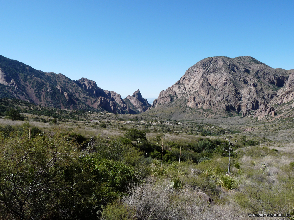 Big Bend National Park Berg Berge Bereich Landschaft Hochland Himmel Tal Reisen Wildnis Fels Szenerie Spitze Schnee Park Wald im freien Sommer Fluss Baum Wolken landschaftlich geologische formation nationalen Tourismus Stein Gras Hügel Wasser im freien Wolke Panorama Steigung See natürliche Höhe Alp Umgebung Alpen Wandern Schlucht Felsen Vulkan felsigen Bäume Aufstieg Szene Klippe Wüste übergeben Hügel Becken Abenteuer Gletscher hoch Frühling Insel Spitzen Grat Alpine natürliche depression natürliche Urlaub Landschaften Landschaft Land Geologie Herbst Wild Norden sonnig Tag Schlucht Urlaub Tourist Ruhe Farbe Mount Land Landschaften ruhige Entwicklung des ländlichen Wandern Gelände Reise Ökologie fallen Straße Wahrzeichen Horizont Wiese mountain mountains range landscape highland sky valley travel wilderness rock scenery peak snow park forest outdoors summer river tree clouds scenic geological formation national tourism stone grass hill water outdoor cloud panorama slope lake natural elevation alp environment alps hiking canyon rocks volcano rocky trees ascent scene cliff desert pass hills basin adventure glacier high spring island peaks ridge alpine natural depression natural vacation scenics countryside land geology autumn wild north sunny day ravine holiday tourist calm color mount country landscapes tranquil rural trekking terrain trip ecology fall road landmark horizon meadow