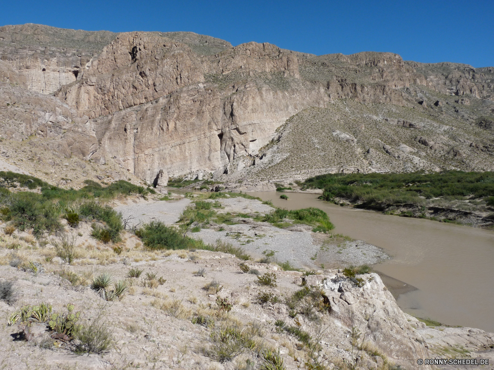 Big Bend National Park Berg Landschaft Aufstieg Berge Steigung Fels Himmel Linie Bereich Reisen geologische formation Klippe Hügel Tourismus Tal Schlucht Wildnis landschaftlich Park Felsen Spitze Geologie Stein Wasser nationalen Szenerie im freien Umgebung Fluss Hochland im freien Sommer Baum Wald Urlaub Wandern Becken Wolken Wüste natürliche depression Panorama Schnee Gletscher Tag natürliche Ziel Gras Bäume Insel Farbe Wolke felsigen Urlaub Steine hoch Sand Bildung Landschaften trocken natürliche Höhe Land Alp Küste Alpine Sandstein außerhalb Schlucht Landschaften Gelände Hügel Busch sonnig Norden Meer niemand See karge steilen Alpen Aushöhlung Aussicht Panorama Abenteuer Urlaub Küste Ozean Eis Wahrzeichen mountain landscape ascent mountains slope rock sky line range travel geological formation cliff hill tourism valley canyon wilderness scenic park rocks peak geology stone water national scenery outdoors environment river highland outdoor summer tree forest vacation hiking basin clouds desert natural depression panorama snow glacier day natural destination grass trees island color cloud rocky holiday stones high sand formation scenics dry natural elevation land alp coast alpine sandstone outside ravine landscapes terrain hills bush sunny north sea nobody lake barren steep alps erosion vista panoramic adventure vacations coastline ocean ice landmark