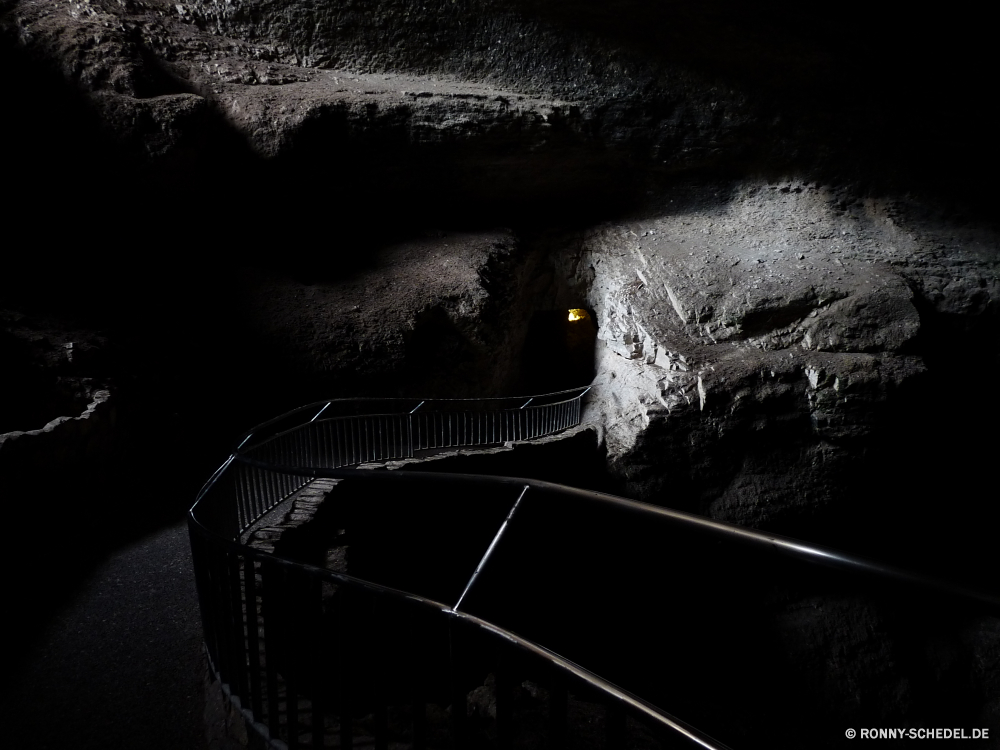 Carlsbad Caverns National Park Windschutzscheibe schwarz Bildschirm Nacht dunkel Schutzüberzug Licht Sterne Kunst Spinnennetz Raum Bespannung Digital Scheibenwischer Web Glühen hell Himmel Gestaltung Farbe mechanisches Gerät Gerät künstlerische Textur Grafik Fantasie Sternen Planet Stil Mann Flamme Mechanismus Spinne futuristische Technologie Himmelskörper Rauch Mond Schließen Tapete Energie Form Computer Dekoration Horror Porträt Augen Bewegung Muster Abstraktion Lichter Hintergrund glühend Fraktal Spinnennetz bunte Trap Wissenschaft windshield black screen night dark protective covering light star art spider web space covering digital windshield wiper web glow bright sky design color mechanical device device artistic texture graphic fantasy stars planet style man flame mechanism spider futuristic technology celestial body smoke moon close wallpaper energy shape computer decoration horror portrait eyes motion pattern abstraction lights backdrop glowing fractal cobweb colorful trap science