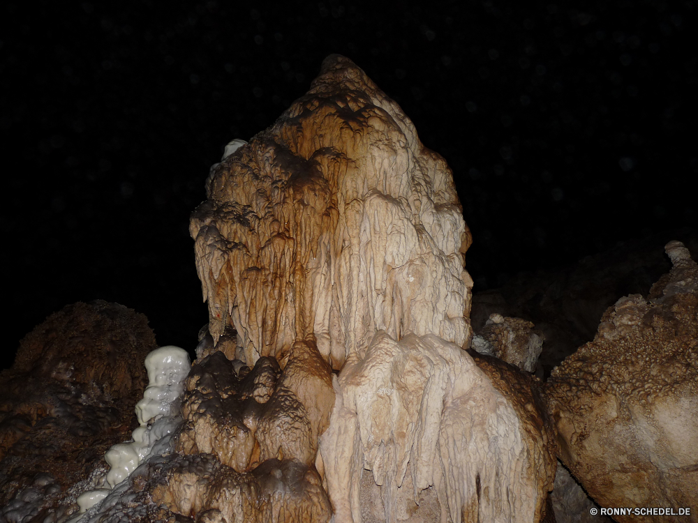 Carlsbad Caverns National Park Höhle geologische formation Fels Baum Landschaft Stein Park Wüste Reisen Pilz Kadaver Sand Sandstein nationalen natürliche Vogel Himmel Felsen Schlucht Tourismus Wirbeltiere Pflanze Organismus Holz Berge im freien Bildung Berg Wildnis Geologie Antike Rinde Aushöhlung Tier Wald Barnacle im freien Formationen alt landschaftlich Steine Orange Skulptur geologische Braun Wolken Chordatiere Krustentier Klippe Urlaub Statue Wasser Tag Farbe woody plant Szenerie schwarz Gliederfüßer Wildtiere cave geological formation rock tree landscape stone park desert travel fungus cadaver sand sandstone national natural bird sky rocks canyon tourism vertebrate plant organism wood mountains outdoors formation mountain wilderness geology ancient bark erosion animal forest barnacle outdoor formations old scenic stones orange sculpture geologic brown clouds chordate crustacean cliff vacation statue water day color woody plant scenery black arthropod wildlife