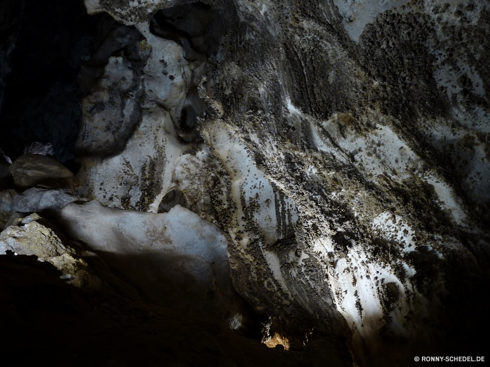 Carlsbad Caverns National Park Höhle Baum geologische formation Fels Wald Stein Wasser natürliche Park Landschaft Fluss Klippe Berg Megalith Rau Textur woody plant Tourismus nationalen Holz Rinde Wildnis Schließen alt Gedenkstätte Reisen Umgebung im freien Struktur Eiche Stream Felsen Loch Eis Pflanze Wasserfall vascular plant Detail Muster Himmel Bäume Kofferraum felsigen landschaftlich Steine Sommer Farbe Alligator fallen Küste Hintergründe Kristall Oberfläche Creek Schlucht closeup Geologie Wild cork tree Antike Hölzer Meer Texturen Berge Sand im freien Frühling Mauer schwarz texturierte Bauholz Strand Bildung Wandern Krokodil platsch Strömung Urlaub Ökologie Szenerie aus Holz cave tree geological formation rock forest stone water natural park landscape river cliff mountain megalith rough texture woody plant tourism national wood bark wilderness close old memorial travel environment outdoor structure oak stream rocks hole ice plant waterfall vascular plant detail pattern sky trees trunk rocky scenic stones summer color alligator fall coast backgrounds crystal surface creek canyon closeup geology wild cork tree ancient woods sea textures mountains sand outdoors spring wall black textured lumber beach formation hiking crocodile splash flow vacation ecology scenery wooden