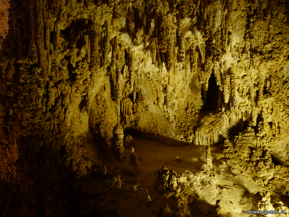 Carlsbad Caverns National Park Höhle geologische formation Wald Baum Landschaft Herbst Park fallen Bäume natürliche Hölzer Belaubung landschaftlich Blätter Fels Fluss Wasser Umgebung Reisen gelb Szene im freien Szenerie Blatt Orange Farben Tourismus Saison Grunge im freien bunte Holz alt Golden Stein Berg Wandern dunkel Wildnis nationalen Frühling Pflanze Land sonnig Licht friedliche Branch Tag Farbe Jahreszeiten Sonne Sonnenlicht Sumpf Entwicklung des ländlichen Pfad Landschaft Schlucht Waldland Zweige Stream Birke Braun Ökologie Straße Jahrgang Sonnenuntergang Moos Land Mysterium Garten Feuchtgebiet See Wirkung Rau Textur nass Muster Mauer Wanderung Wanderweg Wild Gras hell Kiefer Frame Himmel am Morgen texturierte Dunkelheit Geologie Klippe Wasserfall Kofferraum Nebel Nebel üppige Bereich Verwittert Sonnenaufgang Oberfläche Wachstum cave geological formation forest tree landscape autumn park fall trees natural woods foliage scenic leaves rock river water environment travel yellow scene outdoors scenery leaf orange colors tourism season grunge outdoor colorful wood old golden stone mountain hiking dark wilderness national spring plant land sunny light peaceful branch day color seasons sun sunlight swamp rural path countryside canyon woodland branches stream birch brown ecology road vintage sunset moss country mystery garden wetland lake effect rough texture wet pattern wall hike trail wild grass bright pine frame sky morning textured darkness geology cliff waterfall trunk mist fog lush area weathered sunrise surface growth