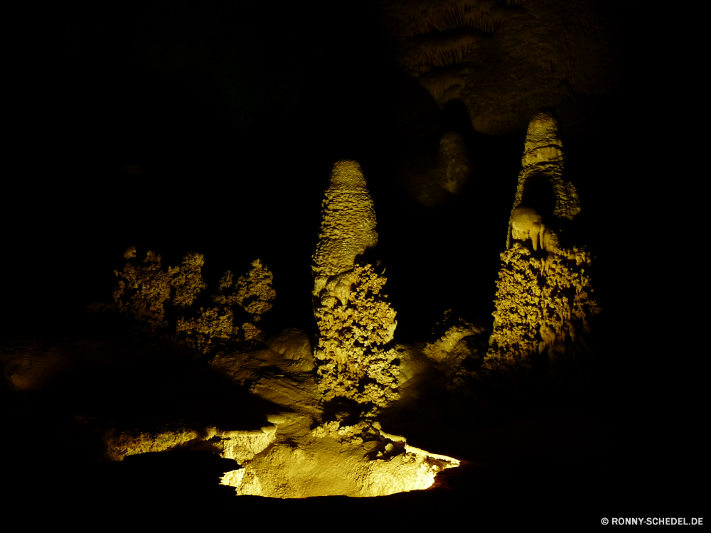 Carlsbad Caverns National Park Reflexion Tempel Landschaft Fluss Himmel Sonne Wald Bäume Beleuchtung Reisen Herbst Baum Schloss Wasser See Apparat Palast Sonnenuntergang im freien Park Architektur landschaftlich fallen Nacht Gebäude Stadt Szene Hölzer Tourismus gelb Szenerie Wolken Orange Befestigung Saison Skyline Licht Bild Stadtansicht Ausrüstung Dämmerung Sonnenlicht im freien Berg Blätter Struktur sonnig Golden Horizont Defensive Struktur Sterne Urlaub Sommer Sonnenaufgang 'Nabend Stein Himmelskörper Blatt Darstellung Teich Gold hell Berge Belaubung ruhige Wahrzeichen Pflanze bunte natürliche Innenstadt alt nationalen Turm Religion Gras Wolke Farbe mystische Holz friedliche Ruhe Branch Wolkenkratzer Kontur Umgebung Farben Urban Morgenröte Brücke Wildnis Ozean Denkmal berühmte Meer Entwicklung des ländlichen Tag Antike Erstellung Kultur Tropischer gelassene historische Hügel Sonnenschein historischen Schnee Neu am Morgen Küste moderne lebendige reflection temple landscape river sky sun forest trees lighting travel autumn tree castle water lake apparatus palace sunset outdoors park architecture scenic fall night building city scene woods tourism yellow scenery clouds orange fortification season skyline light picture cityscape equipment dusk sunlight outdoor mountain leaves structure sunny golden horizon defensive structure star vacation summer sunrise evening stone celestial body leaf representation pond gold bright mountains foliage tranquil landmark plant colorful natural downtown old national tower religion grass cloud color mystic wood peaceful calm branch skyscraper silhouette environment colors urban dawn bridge wilderness ocean monument famous sea rural day ancient creation culture tropical serene historical hill sunshine historic snow new morning coast modern vibrant