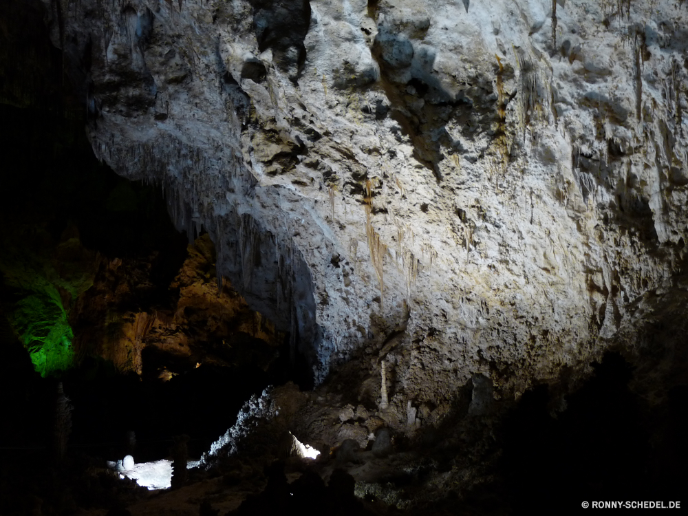 Carlsbad Caverns National Park Höhle geologische formation Loch Baum Fels Stein natürliche Klippe Textur Park Rau Holz Landschaft Berg Rinde Mauer Wald Oberfläche Wasser Muster Kofferraum Schlucht Material Felsen Fluss Geologie nationalen Braun Detail alt Reisen Tourismus im freien felsigen Pflanze Umgebung texturierte Schließen Creek Bildung Wildnis Kiefer closeup Holz Farbe aus Holz Wild im freien Korn Szenerie Protokoll landschaftlich Sommer Himmel Steine Stream Meer Grunge Hintergrund Sonne Sandstein Tag Extreme woody plant Hügel Berge Eiche Küste Eidechse Sonnenlicht Struktur Sand gelb Antike Tal zu knacken Orange Wüste Insel fallen schmutzig Frühling cave geological formation hole tree rock stone natural cliff texture park rough wood landscape mountain bark wall forest surface water pattern trunk canyon material rocks river geology national brown detail old travel tourism outdoor rocky plant environment textured close creek formation wilderness pine closeup timber color wooden wild outdoors grain scenery log scenic summer sky stones stream sea grunge backdrop sun sandstone day extreme woody plant hill mountains oak coast lizard sunlight structure sand yellow ancient valley crack orange desert island fall dirty spring