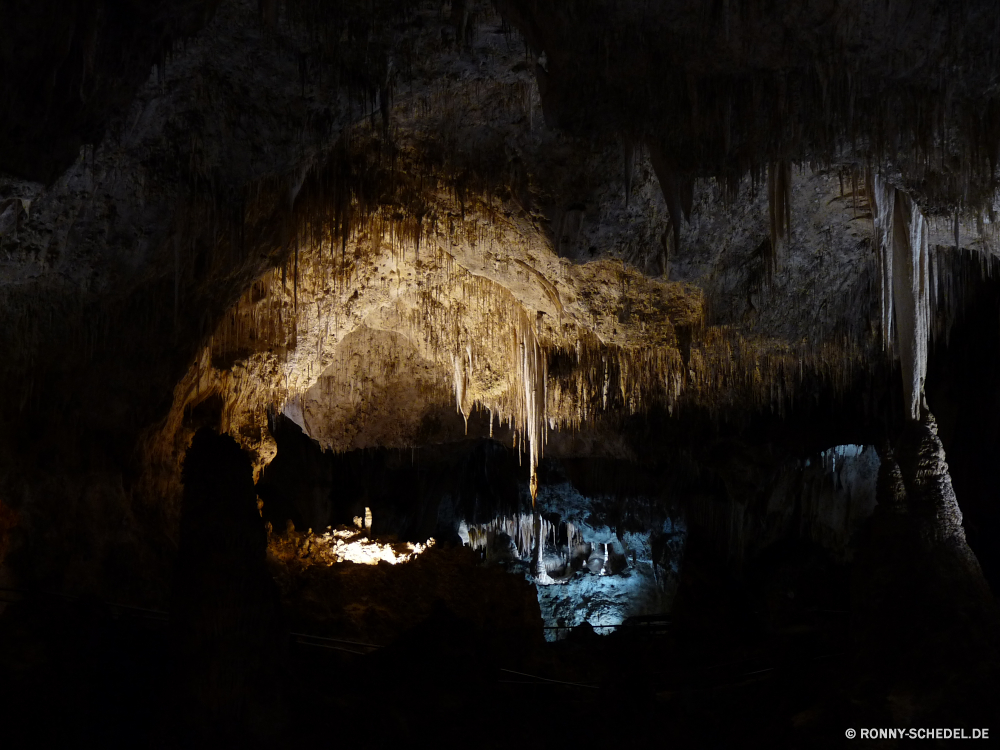 Carlsbad Caverns National Park Höhle geologische formation Landschaft Wasser Stroh Bäume Tourismus Dach landschaftlich Baum Fels Reisen Himmel Szene Sonnenuntergang Wald Urlaub natürliche Szenerie Stein See Schutzüberzug Wolken Ozean Land Sommer Antike Sonne im freien dunkel Berg Fluss Entwicklung des ländlichen Ziel Insel Strand Küste Park Umgebung alt Welle Gras Ufer Landschaft Licht ruhige im freien Geologie Wild Meer Sonnenaufgang Wellen friedliche Bespannung Reflexion Hütte Sand Mysterium Hölzer Tropischer Grunge Ökologie Pflanze Gebäude Tropfsteinhöhle Urlaub Architektur kalt Morgenröte Mauer Winter Steine Erhaltung gelassene Feld Hügel Jahrgang Hövel Innenseite nass Nacht Herbst Blätter cave geological formation landscape water thatch trees tourism roof scenic tree rock travel sky scene sunset forest vacation natural scenery stone lake protective covering clouds ocean country summer ancient sun outdoors dark mountain river rural destination island beach coast park environment old wave grass shore countryside light tranquil outdoor geology wild sea sunrise waves peaceful covering reflection hut sand mystery woods tropical grunge ecology plant building stalactite holiday architecture cold dawn wall winter stones conservation serene field hill vintage hovel inside wet night autumn leaves