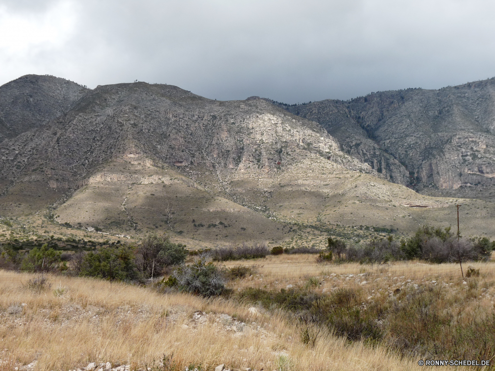 Guadelupe Mountains National Park Hochland Berg Landschaft Berge Himmel Knoll Bereich Hügel Fels Reisen Spitze Wolken Tourismus Park Tal Szenerie Wüste Wildnis nationalen Land im freien Wald Steigung Aufstieg Gras landschaftlich Vulkan Sommer Baum Schnee im freien Fluss Wasser Stein Wolke Felsen Wild See Hügel Tag trocken Landschaft Geologie Wandern Panorama Abenteuer bewölkt Horizont Bäume Sand Szene natürliche Höhe sonnig geologische formation Feld Umgebung Urlaub Entwicklung des ländlichen Straße Gletscher karge Klippe Herbst übergeben Steppe hoch Farbe Insel friedliche fallen Wiese natürliche Frühling Land vulkanische Wanderung felsigen Landschaften Pflanzen Braun Ökologie Ruhe highland mountain landscape mountains sky knoll range hill rock travel peak clouds tourism park valley scenery desert wilderness national land outdoors forest slope ascent grass scenic volcano summer tree snow outdoor river water stone cloud rocks wild lake hills day dry countryside geology hiking panorama adventure cloudy horizon trees sand scene natural elevation sunny geological formation field environment vacation rural road glacier barren cliff autumn pass steppe high color island peaceful fall meadow natural spring country volcanic hike rocky scenics plants brown ecology calm