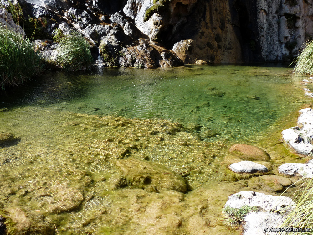 Sitting Bull Falls Sumpf Fluss Feuchtgebiet Wasser Land Stream Landschaft Berg Stein Fels Wald Wasserfall Felsen Creek im freien Park Strömung Umgebung Baum Bäume Berge Frühling Wild See im freien natürliche Reisen Moos fließende Sommer landschaftlich friedliche fallen Szenerie platsch aquatische nass felsigen Wildnis Pflanze Tag Bewegung Steine Kaskade Tourismus Himmel ruhige Gras Ufer Szene Kanal rasche Reinigen Entwicklung des ländlichen Blätter Belaubung frische Luft fallen frisch gelassene Drop nationalen Körper des Wassers Herbst Teich Bewuchs Holz Ruhe glatte Urlaub Küste Kühl Land hoch Wandern Blatt Wolken Hügel Pflanzen Reflexion Schlucht fällt kalt Landschaften Hölzer Erhaltung Frieden Farbe Meer niemand swamp river wetland water land stream landscape mountain stone rock forest waterfall rocks creek outdoor park flow environment tree trees mountains spring wild lake outdoors natural travel moss flowing summer scenic peaceful fall scenery splash aquatic wet rocky wilderness plant day motion stones cascade tourism sky tranquil grass shore scene channel rapid clean rural leaves foliage freshness falling fresh serene drop national body of water autumn pond vegetation wood calm smooth vacation coast cool country high hiking leaf clouds hill plants reflection canyon falls cold scenics woods conservation peace color sea nobody