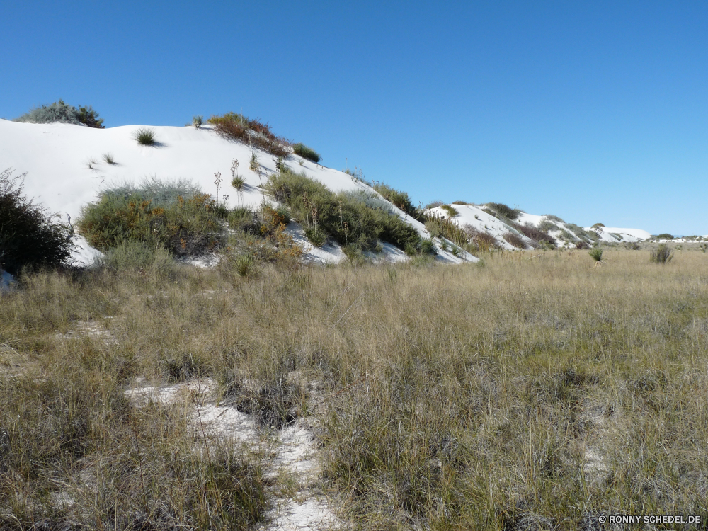 White Sands National Monument Berg Berge Landschaft Bereich Schnee Spitze Himmel Steigung Aufstieg Fels Reisen Hochland Wandern Tal Tourismus Gletscher hoch Baum sonnig Park Wolken Hügel Wildnis Szenerie Alpine landschaftlich nationalen Wolke Umgebung Alpen Wald Gras im freien Stein Sommer Urlaub Nach oben Klettern im freien Panorama Felsen Eis Alp Land felsigen Spitzen Bergsteigen Wandern Linie Klippe Bäume Winter Gipfeltreffen Frühling Klettern übergeben schneebedeckt Knoll natürliche Sonne Sonnenschein Grat Mount Fluss majestätisch Extreme See kalt Reise Süden Wasser Urlaub Sport geologische formation Steppe Hügel Reiner klar Landschaften Landschaft ruhige Horizont Herbst Trek Schlucht Landschaften Szene natürliche Höhe Abenteuer bewölkt Ökologie Wiese mountain mountains landscape range snow peak sky slope ascent rock travel highland hiking valley tourism glacier high tree sunny park clouds hill wilderness scenery alpine scenic national cloud environment alps forest grass outdoors stone summer vacation top climbing outdoor panorama rocks ice alp land rocky peaks mountaineering trekking line cliff trees winter summit spring climb pass snowy knoll natural sun sunshine ridge mount river majestic extreme lake cold journey south water holiday sport geological formation steppe hills plain clear scenics countryside tranquil horizon autumn trek canyon landscapes scene natural elevation adventure cloudy ecology meadow