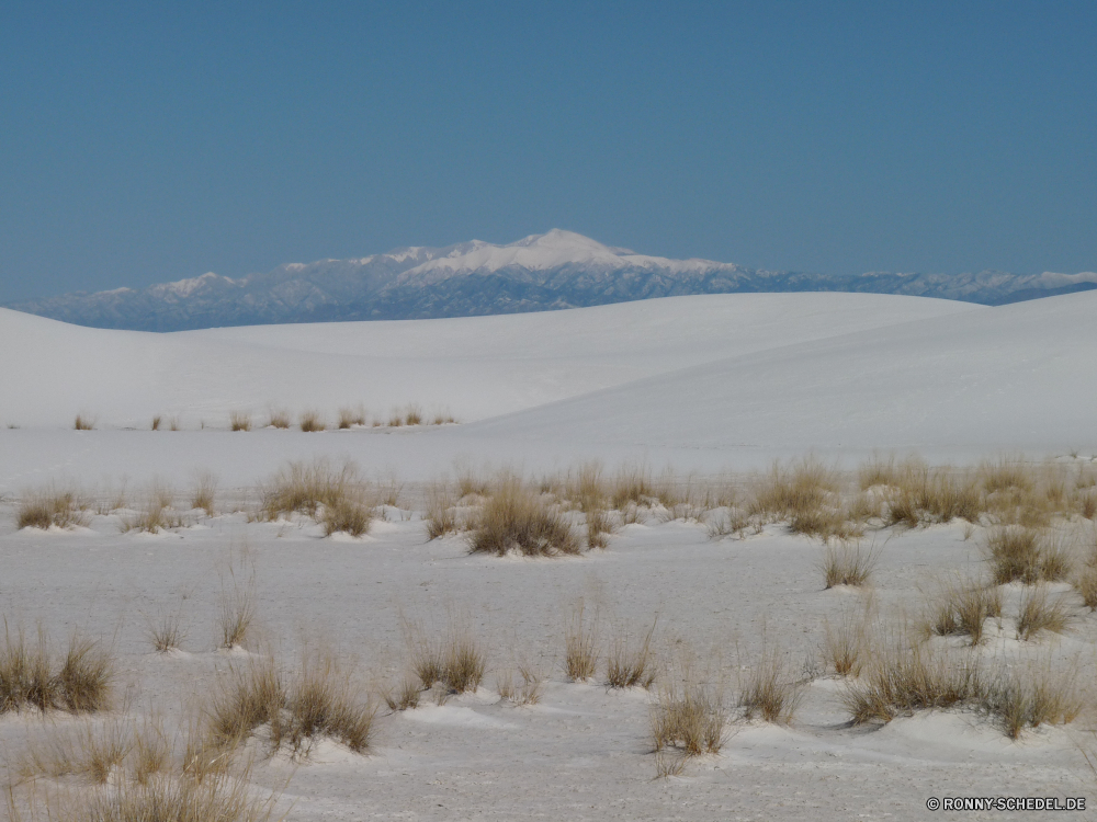 White Sands National Monument Schnee Wetter Winter kalt Landschaft Eis schneebedeckt Bäume Wald Baum Frost Saison Berg gefroren Himmel Szenerie landschaftlich im freien Park Berge Einfrieren Ski Reisen Kiefer Szene Alpine frostig Holz Spitze Entwicklung des ländlichen Straße Land Hölzer im freien Wildnis Urlaub Fluss Bereich eisig saisonale abgedeckt Sonne Sport Wanderweg Steigung Kühl sonnig Landschaft immergrün majestätisch Branch nationalen Track Urlaub Neu Hügel Raureif Skifahren frostig Pfad hoch Urlaub Kristall See friedliche Licht Tourist Tanne Schneefall spektakuläre Wild Attraktion Wolke Tag natürliche Feld Tourismus ruhige am Morgen Erholung Sonnenlicht neu-england Wunderland Alpen Stille Zustand Landschaften Hotel Klima Wolken Resort hell Fichte Chill doch klar Land ruhig Abdeckung Sonnenuntergang Skipiste snow weather winter cold landscape ice snowy trees forest tree frost season mountain frozen sky scenery scenic outdoors park mountains freeze ski travel pine scene alpine frosty wood peak rural road country woods outdoor wilderness vacation river range icy seasonal covered sun sport trail slope cool sunny countryside evergreen majestic branch national track holiday new hill hoarfrost skiing chilly path high holidays crystal lake peaceful light tourist fir snowfall spectacular wild attraction cloud day natural field tourism tranquil morning recreation sunlight new england wonderland alps silence state scenics hotel climate clouds resort bright spruce chill clear land quiet cover sunset ski slope