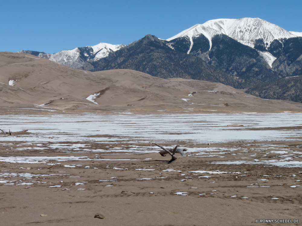 Great Sand Dunes National Park Hochland Berg Schnee Landschaft Berge Gletscher Bereich Spitze Reisen Himmel Fels landschaftlich hoch Winter im freien Tourismus Eis Wald Szenerie Wildnis Wolken Park Umgebung Becken felsigen Steigung nationalen Land im freien Wandern Alpen kalt natürliche Bäume geologische formation Hügel Reiner See Mount Urlaub Fluss Tal Wolke Baum schneebedeckt Stein natürliche depression sonnig Alpine Wasser Steppe Nach oben Spitzen Felsen Sommer Wild Klettern Panorama Wanderung Gras Bergsteigen Gipfeltreffen Extreme Reise Tourist Aufstieg Höhe Wandern Klettern Frühling Sonne Tundra Klippe majestätisch Landschaften trocken Alp ruhige Urlaub Herbst highland mountain snow landscape mountains glacier range peak travel sky rock scenic high winter outdoors tourism ice forest scenery wilderness clouds park environment basin rocky slope national land outdoor hiking alps cold natural trees geological formation hill plain lake mount vacation river valley cloud tree snowy stone natural depression sunny alpine water steppe top peaks rocks summer wild climbing panorama hike grass mountaineering summit extreme journey tourist ascent altitude trekking climb spring sun tundra cliff majestic scenics dry alp tranquil holiday autumn