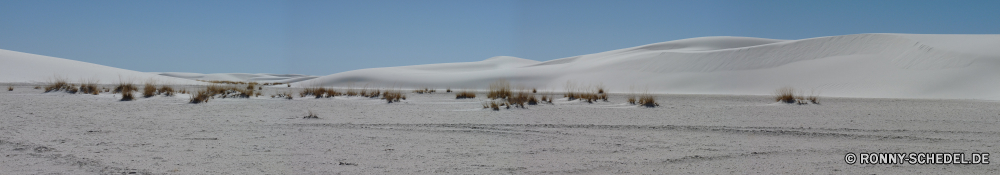 White Sands National Monument Düne Sand Landschaft Wüste Hochland Reisen Himmel Berg Berge Schnee Land Strand Sommer Meer trocken Wolken Boden im freien Fels Urlaub Ozean landschaftlich Tourismus Erde Reiner Szenerie Horizont Winter Spitze Tal Bereich im freien Sonne Steppe Küste Park Wasser niemand Stein Eis Hügel Szene sonnig natürliche Dürre Darm-Trakt Arid heiß Umgebung Urlaub Wildnis kalt nationalen Tag Insel Baum Wetter Welle Landschaften hoch Ziel ruhige Dünen schneebedeckt Hügel Tod einsam Extreme Tropischer Reise Küste Wärme Braun Sonnenlicht Wolke Resort Ufer Abenteuer Felsen Landschaft Tourist Straße Bäume dune sand landscape desert highland travel sky mountain mountains snow land beach summer sea dry clouds soil outdoors rock vacation ocean scenic tourism earth plain scenery horizon winter peak valley range outdoor sun steppe coast park water nobody stone ice hill scene sunny natural drought tract arid hot environment holiday wilderness cold national day island tree weather wave scenics high destination tranquil dunes snowy hills death lonely extreme tropical journey coastline heat brown sunlight cloud resort shore adventure rocks countryside tourist road trees