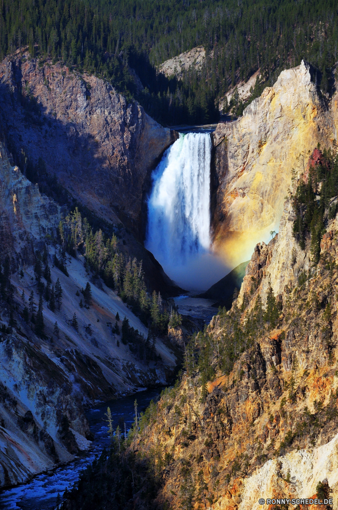 Yellowstone National Park Schlucht Schlucht Tal natürliche depression Wasserfall Fels Fluss Wasser Stein Landschaft Stream Wald Park Berg fällt landschaftlich Reisen Kaskade Creek Felsen Strömung im freien fallen felsigen Wild Wildnis Tourismus Umgebung Klippe Bewegung nationalen natürliche fließende fallen im freien Baum Wasserfälle Berge Frühling Sommer platsch Moos Abenteuer Bäume Szenerie gelassene Flüsse Himmel nass Steine Erhaltung Ökologie friedliche Wanderung frisch glatte plantschen Kühl See Wandern Szene geologische formation Land Farbe rasche Herbst kalt Dam Licht SWIFT Pflanze Wolken Orange Sonne Urlaub Drop Erholung Gras Pazifischer Nordwesten bunte Blatt verschwommen Bereich Geschwindigkeit Eis Tag niemand canyon ravine valley natural depression waterfall rock river water stone landscape stream forest park mountain falls scenic travel cascade creek rocks flow outdoor fall rocky wild wilderness tourism environment cliff motion national natural flowing falling outdoors tree waterfalls mountains spring summer splash moss adventure trees scenery serene rivers sky wet stones conservation ecology peaceful hike fresh smooth splashing cool lake hiking scene geological formation country color rapid autumn cold dam light swift plant clouds orange sun vacation drop recreation grass pacific northwest colorful leaf blurred area speed ice day nobody