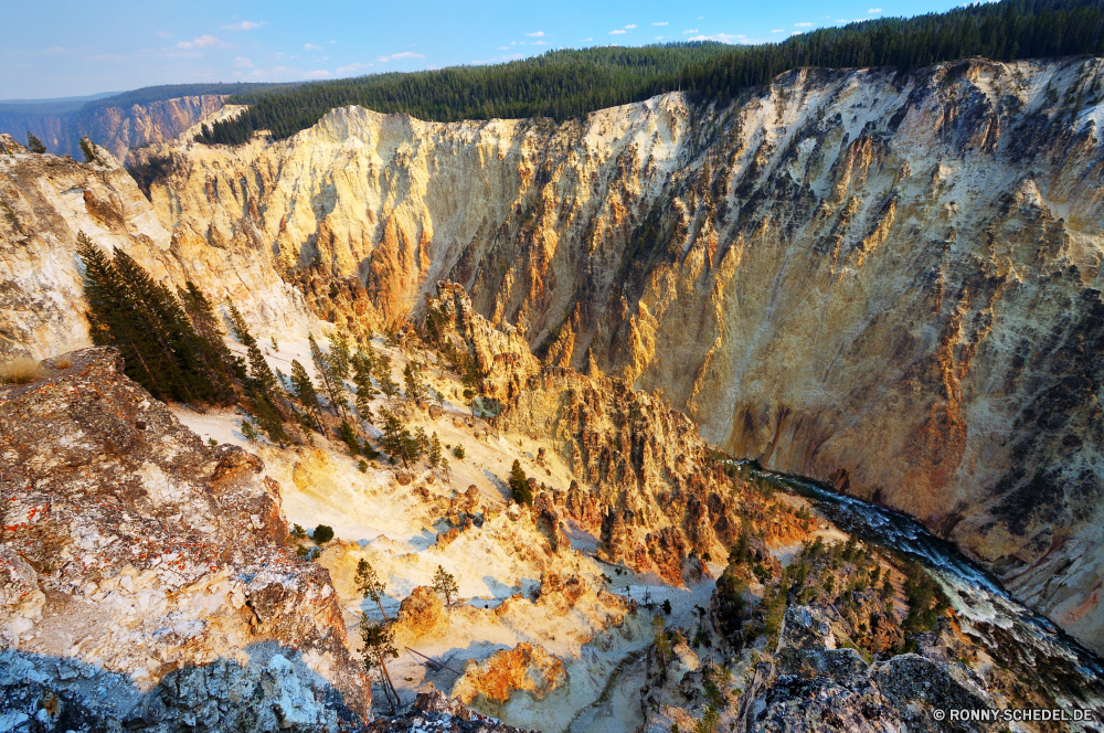 Yellowstone National Park Schlucht Tal natürliche depression Schlucht Berg Klippe geologische formation Fels Landschaft Park nationalen Krater Reisen Berge Geologie Aushöhlung Wüste Himmel Stein Tourismus landschaftlich Fluss Felsen Sand Grand Wandern im freien Szenerie Baum Wildnis Aussicht Wolken im freien Urlaub natürliche Orange Wahrzeichen Felge felsigen Wald Bildung Abenteuer geologische Südwesten Gelände Wolke Hügel Szene Westen Bereich Wasser Umgebung Süden trocken bunte Tourist hoch Winter friedliche fallen Wunder Spitze Sommer Mesa Sandstein Schnee Bäume sonnig Welt Farben zeigen gelb Land Horizont geologische Formationen Wild außerhalb Steine Ziel Erde Hoodoos Frühling Gletscher Sonne Gras Kiefer canyon valley natural depression ravine mountain cliff geological formation rock landscape park national crater travel mountains geology erosion desert sky stone tourism scenic river rocks sand grand hiking outdoor scenery tree wilderness vista clouds outdoors vacation natural orange landmark rim rocky forest formation adventure geological southwest terrain cloud hill scene west range water environment south dry colorful tourist high winter peaceful fall wonder peak summer mesa sandstone snow trees sunny world colors point yellow land horizon geologic formations wild outside stones destination earth hoodoos spring glacier sun grass pine