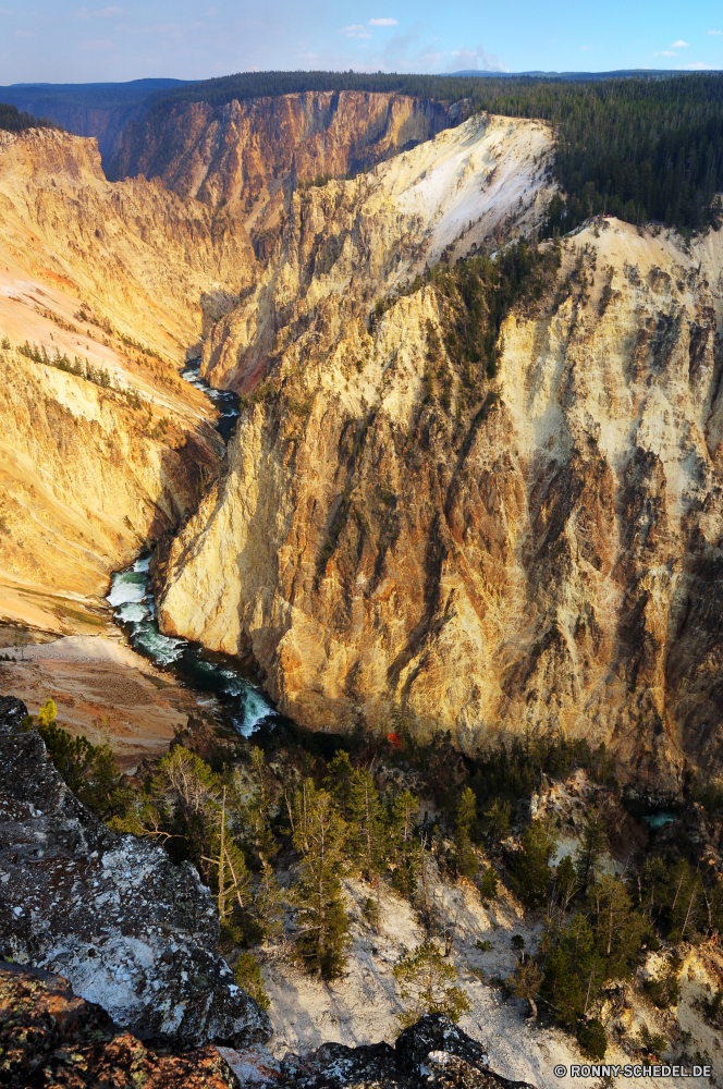 Yellowstone National Park geologische formation Höhle Schlucht Klippe Baum Berg Fels Park Tal Landschaft nationalen Stein Reisen Schlucht Tourismus landschaftlich Wüste Aushöhlung Himmel Wald Geologie im freien Felsen Fluss Berge natürliche Wildnis Bildung Wandern Sandstein Abenteuer Urlaub Sand im freien woody plant Orange geologische Wasser Hügel felsigen Spitze Szenerie natürliche depression Pflanze Westen Holz Wolke Südwesten vascular plant Umgebung hoch gelb Süden Kiefer Wolken Wanderung Bereich Grand Extreme Antike Sommer Tourist Wahrzeichen Wild Farbe Erde Textur Bäume Muster Klippen Felge entfernten Frühling Busch Bereich außerhalb Ziel alt trocken Rinde Sonne Höhe Loch Tag Creek Szene Gelände westliche Kofferraum Zustand Baumstumpf Licht Straße Küste bunte geological formation cave canyon cliff tree mountain rock park valley landscape national stone travel ravine tourism scenic desert erosion sky forest geology outdoor rocks river mountains natural wilderness formation hiking sandstone adventure vacation sand outdoors woody plant orange geological water hill rocky peak scenery natural depression plant west wood cloud southwest vascular plant environment high yellow south pine clouds hike range grand extreme ancient summer tourist landmark wild color earth texture trees pattern cliffs rim remote spring bush area outside destination old dry bark sun altitude hole day creek scene terrain western trunk state snag light road coast colorful