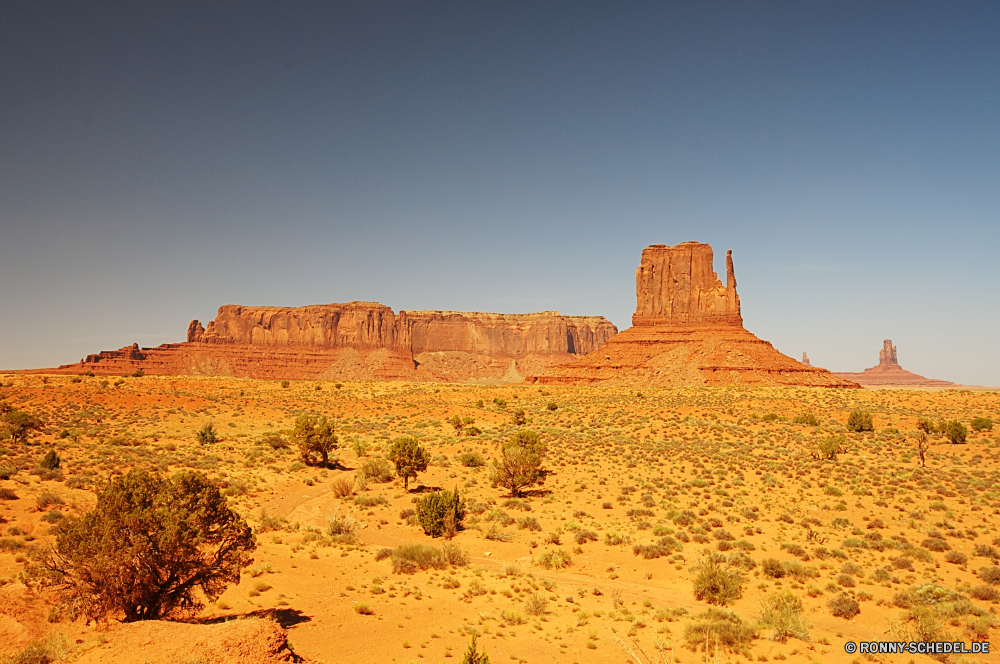 Monument Valley Wüste Grab Backstein Reisen Baumaterial Fels Landschaft Sand Pyramide Himmel Tourismus Lineal Stein Schlucht Sandstein Park Denkmal Berg Antike Wahrzeichen nationalen Geschichte Wildnis im freien Tal Klippe natürliche Felsen Urlaub Aushöhlung Architektur Südwesten Ruine Wolken berühmte Formationen alt Berge Schloss Festung trocken geologische Bildung Butte Pharao Geologie Tourist landschaftlich Orange Archäologie historische Hügel Arid im freien Gebäude sonnig Ehrfurcht Bögen Turm Westen Landschaften historischen Mesa Grab Sonnenuntergang Ruine Panorama Kultur Land Szenerie groß Steine Reise Osten Sonne Mauer Erbe Antik Bereich Ziel Pyramiden Land Klippen Festung Wunder Gelände westliche Spitze Sommer Mysterium Mitte Befestigung Abenteuer Platz Wärme Braun Kunst Entwicklung des ländlichen desert grave brick travel building material rock landscape sand pyramid sky tourism ruler stone canyon sandstone park monument mountain ancient landmark national history wilderness outdoors valley cliff natural rocks vacation erosion architecture southwest ruins clouds famous formations old mountains castle fortress dry geological formation butte pharaoh geology tourist scenic orange archeology historical hill arid outdoor building sunny awe arches tower west scenics historic mesa tomb sunset ruin panoramic culture land scenery great stones journey east sun wall heritage antique area destination pyramids country cliffs fort wonder terrain western peak summer mystery middle fortification adventure place heat brown art rural