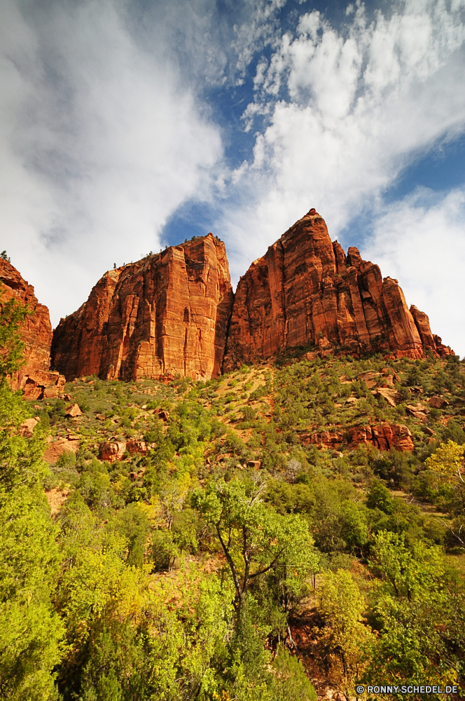 Zion National Park Schloss Befestigung Defensive Struktur Palast Struktur Berg Landschaft Reisen Fels Himmel Park Stein Tourismus nationalen Berge im freien Wolken Bäume Wüste Schlucht Urlaub Baum landschaftlich Tal Aushöhlung Wandern im freien Felsen Wahrzeichen Szenerie Geologie Wald Antike Architektur Südwesten Fluss Orange Herbst Klippe Sandstein Tourist berühmte alt Turm geologische natürliche Gebäude Geschichte Abenteuer Hügel Wildnis Wolke historischen fallen mittelalterliche Felge Bildung Sand bunte Wunder Aussicht Hölzer Reise historische Süden Ziel Wasser Straße Grand Westen hoch Mauer Festung Sommer Sonnenuntergang Formationen Spitze Licht Szene Panorama gelb Landschaften außerhalb Pfad Denkmal Stadt Stadt Entwicklung des ländlichen Gras Wanderung Saison Ruine Kultur Panorama Umgebung Kirche Belaubung friedliche ruhige Farbe Haus castle fortification defensive structure palace structure mountain landscape travel rock sky park stone tourism national mountains outdoors clouds trees desert canyon vacation tree scenic valley erosion hiking outdoor rocks landmark scenery geology forest ancient architecture southwest river orange autumn cliff sandstone tourist famous old tower geological natural building history adventure hill wilderness cloud historic fall medieval rim formation sand colorful wonder vista woods trip historical south destination water road grand west high wall fortress summer sunset formations peak light scene panoramic yellow scenics outside path monument town city rural grass hike season ruin culture panorama environment church foliage peaceful tranquil color house