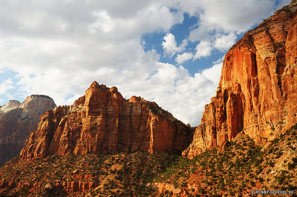 Zion National Park Schlucht Tal Schlucht Fels Wüste Park Landschaft nationalen Berg Reisen natürliche depression Stein Himmel Aushöhlung landschaftlich Berge Klippe Geologie im freien Südwesten Tourismus Felsen Wolken Urlaub Wandern Sand Sandstein im freien Schloss geologische Grand Felge Orange Wahrzeichen Westen Baum Abenteuer Fluss Wunder Bildung natürliche Wildnis Mesa Befestigung Tourist Szenerie Formationen Bögen Defensive Struktur Aussicht Landschaften Bäume Welt Palast Süden Sonnenuntergang Wolke Nationalpark Wasser friedliche Panorama trocken Turm Struktur Ehrfurcht Wanderung Land geologische formation Straße Mauer herrliche Arid westliche Reise berühmte Boden Bereich bunte hell Sommer canyon valley ravine rock desert park landscape national mountain travel natural depression stone sky erosion scenic mountains cliff geology outdoors southwest tourism rocks clouds vacation hiking sand sandstone outdoor castle geological grand rim orange landmark west tree adventure river wonder formation natural wilderness mesa fortification tourist scenery formations arches defensive structure vista scenics trees world palace south sunset cloud national park water peaceful panoramic dry tower structure awe hike land geological formation road wall magnificent arid western trip famous soil range colorful bright summer