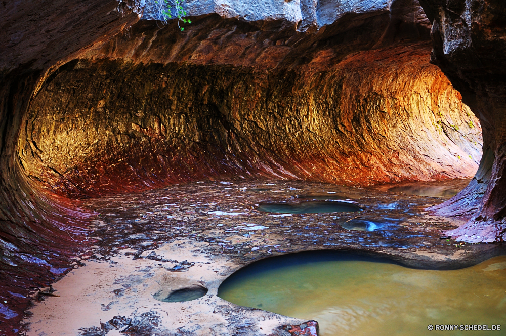 Zion National Park Sand Fels Höhle Landschaft Schlucht Berg Wasser geologische formation Reisen Stein Loch Boden Erde Park im freien Felsen Tourismus Ozean Fluss Urlaub nationalen Klippe Meer Sandstein landschaftlich Tal Strand Himmel Baum Küste Wüste Berge natürliche Bildung felsigen Sommer im freien Geologie Westen Frühling Farbe bunte Welle Denkmal Orange Wasserfall Wandern Wald Wolken Ufer Stream Extreme natürliche depression Umgebung Textur Creek Urlaub Küste Struktur Tourist ruhige Sonnenuntergang Gras Südwesten Aushöhlung Tropischer Schlucht einzigartige Abenteuer Steine Wildnis Licht See Ruhe Szenerie sand rock cave landscape canyon mountain water geological formation travel stone hole soil earth park outdoor rocks tourism ocean river vacation national cliff sea sandstone scenic valley beach sky tree coast desert mountains natural formation rocky summer outdoors geology west spring color colorful wave monument orange waterfall hiking forest clouds shore stream extreme natural depression environment texture creek holiday coastline structure tourist tranquil sunset grass southwest erosion tropical ravine unique adventure stones wilderness light lake calm scenery