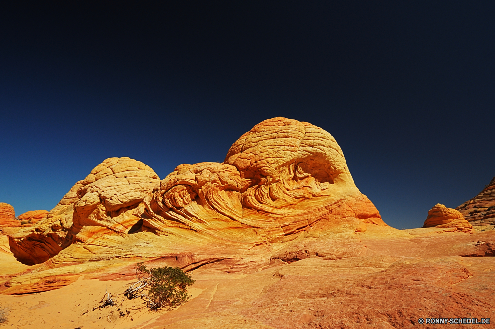 The Wave Sand Boden Wüste Fels Erde Sandstein Park Landschaft Stein Pyramide Reisen nationalen Himmel Schlucht Berg Denkmal Tourismus Aushöhlung Wahrzeichen Wildnis natürliche Antike Felsen Arid Bildung Berge Geschichte Formationen im freien Klippe Tal Wolken trocken Geologie Bögen Orange im freien Sonnenuntergang Westen landschaftlich Südwesten Tourist Szenerie berühmte Butte Grab westliche Statue Architektur Urlaub alt Turm Wandern Entlastung Hügel Ruine Land Mesa geologische Ehrfurcht Staaten Skulptur groß Platz Grab Sommer Sonne Klippen Mysterium Landschaften Bereich Kultur Kunst historische Baum Tempel Entwicklung des ländlichen Arches Nationalpark Urlaub Nationalpark Archäologie Erbe Extreme heiß Darm-Trakt sand soil desert rock earth sandstone park landscape stone pyramid travel national sky canyon mountain monument tourism erosion landmark wilderness natural ancient rocks arid formation mountains history formations outdoors cliff valley clouds dry geology arches orange outdoor sunset west scenic southwest tourist scenery famous butte tomb western statue architecture vacation old tower hiking relief hill ruin land mesa geological awe states sculpture great place grave summer sun cliffs mystery scenics area culture art historical tree temple rural arches national park holiday national park archeology heritage extreme hot tract