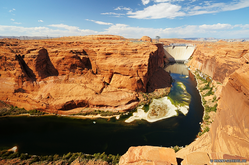 Glen Canyon Dam Schlucht Fels Wüste Tal Schiff Park Schlucht Landschaft Klippe Reisen Berg nationalen Schiff Schiffswrack Himmel Sandstein Sand Stein Südwesten Wrack landschaftlich im freien Handwerk Aushöhlung im freien Tourismus Wildnis natürliche depression Felsen Westen Berge Wandern Urlaub natürliche Wolken Cliff-Wohnung Geologie Bögen Orange Szenerie Formationen Wohnung trocken Grand Landschaften geologische formation geologische Tourist Bildung Arid Fluss Baum Fahrzeug Denkmal Ehrfurcht Erholung Gehäuse Abenteuer Mesa Wahrzeichen Horizont Bereich Panorama Hügel Land Wasser Butte Backstein Wunder Aussicht westliche Struktur Tag gelb heiß Sonne Klippen Nationalpark Felge Spitze sonnig Wolke Panorama Bereich Sommer Sonnenuntergang Verwurzelung Wild majestätisch in der Nähe Extreme horizontale Baumaterial Straße canyon rock desert valley ship park ravine landscape cliff travel mountain national vessel shipwreck sky sandstone sand stone southwest wreck scenic outdoors craft erosion outdoor tourism wilderness natural depression rocks west mountains hiking vacation natural clouds cliff dwelling geology arches orange scenery formations dwelling dry grand scenics geological formation geological tourist formation arid river tree vehicle monument awe recreation housing adventure mesa landmark horizon area panoramic hill land water butte brick wonder vista western structure day yellow hot sun cliffs national park rim peak sunny cloud panorama range summer sunset desolate wild majestic near extreme horizontal building material road