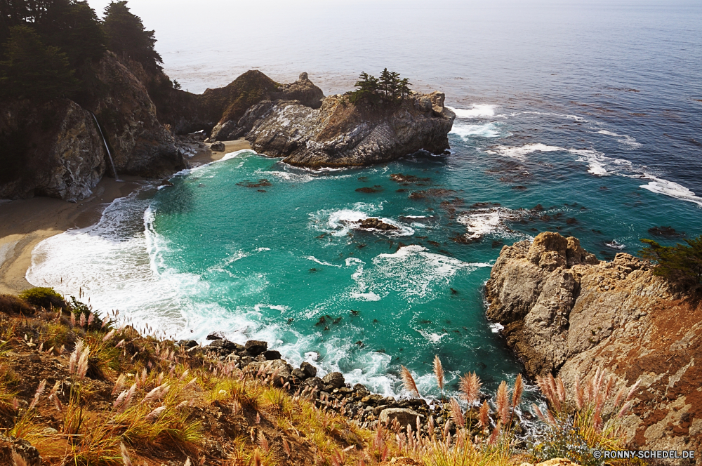 Highway 1 Ozean Strand Küste Meer Wasser Vorgebirge Landschaft Fels Klippe geologische formation Küste natürliche Höhe Ufer Reisen Insel Welle Körper des Wassers Urlaub Sand Wellen seelandschaft Tourismus Bucht Sonne Urlaub Himmel Stein Sommer landschaftlich Felsen Szenerie felsigen Küstenlinie am Meer Surf sonnig Berg im freien Szene Pazifik im freien Tropischer Wolken Küste Paradies Wolke Ziel Gezeiten Tourist Meeresküste Türkis Wetter Sonnenuntergang Sonnenlicht Schiff klar Klippen Horizont Park Urlaub friedliche Tag Baum natürliche Kap Entspannen Sie sich Schiffswrack idyllische Hügel Schiff Erholung Sturm warm entspannende ruhige Inseln Frühling Panorama Süden Sonnenaufgang Urlaub Umgebung Wahrzeichen Seeküste Landschaften bewölkt Wind Palm Resort Höhle Ruhe ocean beach coast sea water promontory landscape rock cliff geological formation coastline natural elevation shore travel island wave body of water vacation sand waves seascape tourism bay sun holiday sky stone summer scenic rocks scenery rocky shoreline seaside surf sunny mountain outdoor scene pacific outdoors tropical clouds coastal paradise cloud destination tide tourist seashore turquoise weather sunset sunlight ship clear cliffs horizon park vacations peaceful day tree natural cape relax shipwreck idyllic hill vessel recreation storm warm relaxing tranquil islands spring panorama south sunrise holidays environment landmark seacoast scenics cloudy wind palm resort cave calm