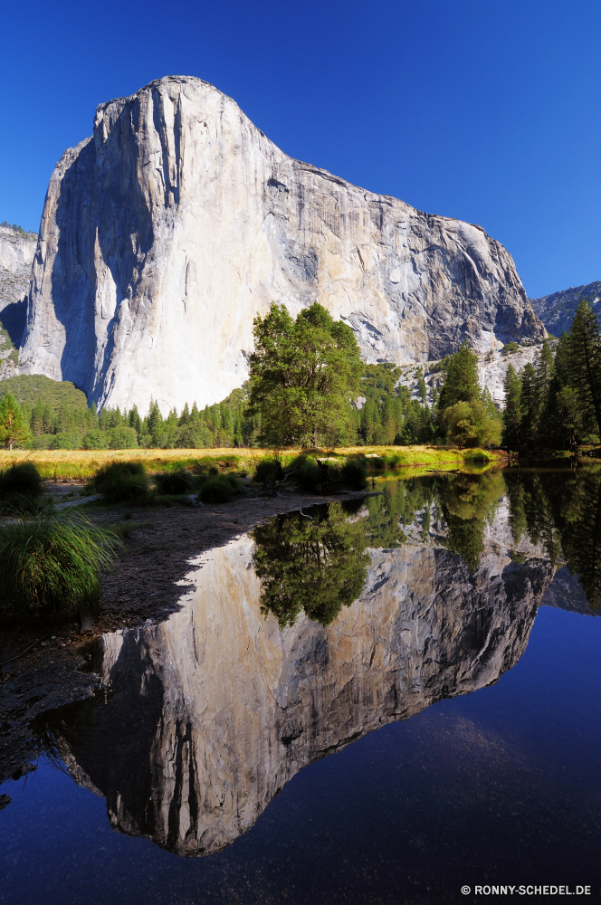 Yosemite National Park Berg Gletscher See Landschaft Berge Bereich Park Fluss Wald nationalen Wasser Wildnis Schnee Tal Becken geologische formation Reflexion Himmel natürliche depression Baum Spitze Reisen Umgebung Bäume Tourismus landschaftlich Sommer klar Wolke im freien fallen Fels Klippe Szenerie Felsen Wolken im freien Gras natürliche Hügel Herbst Panorama Alp Ruhe bewölkt idyllische Stream Schlucht friedliche Horizont Stein Feld Eis ruhige felsigen Hölzer sonnig am Morgen Land Ufer hoch Szene Ökologie Alpen Wasserfall Urlaub Wild Frühling Wahrzeichen Wiese Kaskade Landschaften Wandern Norden gelassene Kiefer Winter Landschaft Körper des Wassers Spitzen majestätisch Tag Attraktion Schlucht Farbe Holz Sonnenlicht Entwicklung des ländlichen Mount Wanderung Hügel Ozean Spiegel Ziel am See mountain glacier lake landscape mountains range park river forest national water wilderness snow valley basin geological formation reflection sky natural depression tree peak travel environment trees tourism scenic summer clear cloud outdoors fall rock cliff scenery rocks clouds outdoor grass natural hill autumn panorama alp calm cloudy idyllic stream canyon peaceful horizon stone field ice tranquil rocky woods sunny morning country shore high scene ecology alps waterfall vacation wild spring landmark meadow cascade landscapes hiking north serene pine winter countryside body of water peaks majestic day attraction ravine color wood sunlight rural mount hike hills ocean mirror destination lakeside