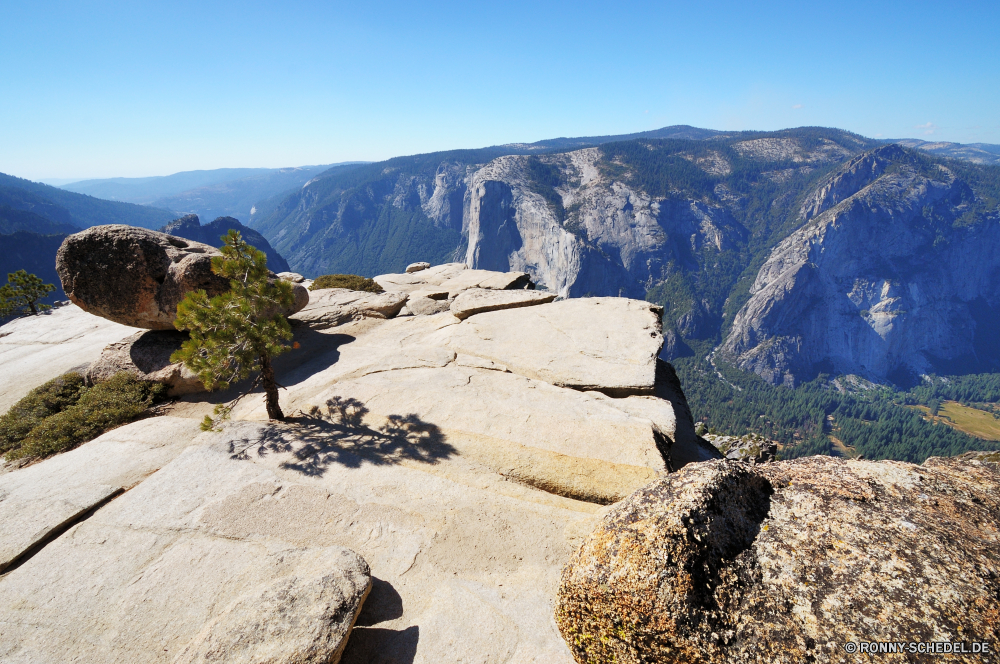 Yosemite National Park Berg Landschaft Schnee Berge Spitze Gletscher Himmel Alp Fels Bereich Reisen Tal geologische formation Wildnis hoch Alpen natürliche Höhe Stein landschaftlich Alpine Wolken Park Winter Schlucht Wandern Eis Wald Umgebung nationalen Szenerie im freien Tourismus Fluss Felsen felsigen Baum Sommer natürliche depression Hügel Wasser im freien Panorama Bäume Becken Wolke kalt Wandern natürliche Schlucht sonnig Steigung Gras Wanderung Sport See Bergsteigen Klettern Abenteuer Steine Klippe Aufstieg Urlaub Klettern Wüste Resort Extreme Wild Hochland Tourist Urlaub Nach oben Ski Gipfeltreffen Mount Land Sand Linie Frühling Spitzen Höhe Trek Landschaften Szene Geologie Reise Süden Sonnenschein Tag Kiefer Saison mountain landscape snow mountains peak glacier sky alp rock range travel valley geological formation wilderness high alps natural elevation stone scenic alpine clouds park winter canyon hiking ice forest environment national scenery outdoor tourism river rocks rocky tree summer natural depression hill water outdoors panorama trees basin cloud cold trekking natural ravine sunny slope grass hike sport lake mountaineering climbing adventure stones cliff ascent vacation climb desert resort extreme wild highland tourist holiday top ski summit mount land sand line spring peaks altitude trek landscapes scene geology journey south sunshine day pine season