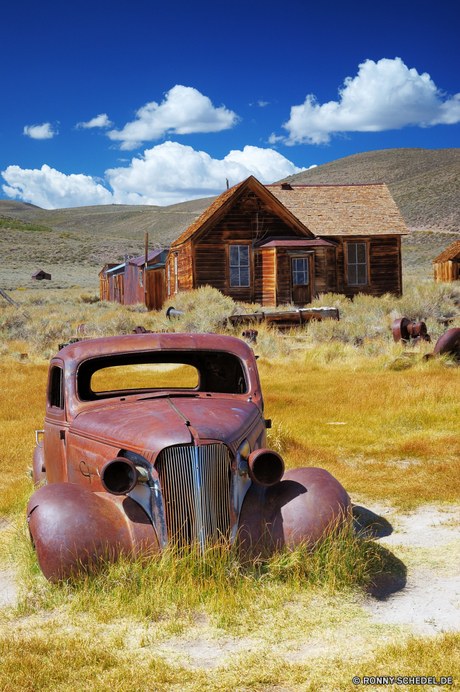 Bodie State Historic Park Auto Kfz Fahrzeug Auto Auto Transport Strand-Kombi Straße Laufwerk LKW Rad alt Verkehr Radfahrzeug Reisen Himmel Geschwindigkeit Jahrgang Abholung Motor Gras Landschaft rostige schnell aufgegeben Entwicklung des ländlichen Berge Sport Feld Reifen Metall Sommer Rost Motor im freien Garage self-propelled vehicle macht Räder Retro Wüste Cabrio defekt Windows Sport Wrack Land Tür Limousine Klassische Camp Ashcan Maschine Wohnmobil Urlaub Gebäude fahren Autobahn Antik gelb Verkehr Abenteuer Landschaft Berg Werkzeug Bauernhof Container Gestaltung Scheinwerfer verrostet Junk-e- Modell außerhalb im freien Rennen heiß Spaß Stil bin Freizeitfahrzeug schmutzig Urlaub Bäume Stahl landschaftlich moderne car motor vehicle vehicle automobile auto transportation beach wagon road drive truck wheel old transport wheeled vehicle travel sky speed vintage pickup motor grass landscape rusty fast abandoned rural mountains sports field tire metal summer rust engine outdoor garage self-propelled vehicle power wheels retro desert convertible broken windows sport wreck country door sedan classic ashcan machine camper vacation building driving highway antique yellow traffic adventure countryside mountain tool farm container design headlight rusted junk model outside outdoors race hot fun style bin recreational vehicle dirty holiday trees steel scenic modern