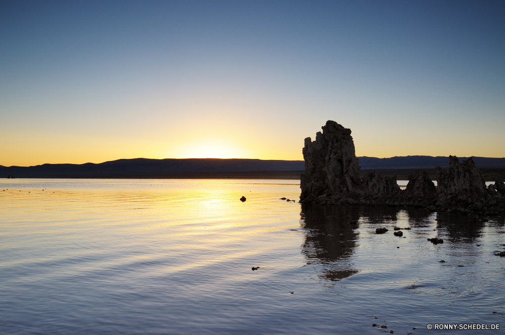 Mono Lake Strand Schiff Wrack Meer Ozean Wasser Schiff Küste Himmel Sonnenuntergang Landschaft Sand Reisen Ufer Handwerk Fels Urlaub Wolken Welle Küste Sonne Wellen Sonnenaufgang Sommer Schiffswrack landschaftlich Insel Szenerie Wolke Kontur Tourismus seelandschaft Bucht Küstenlinie Felsen Reflexion Sonnenlicht im freien Fahrzeug Entspannen Sie sich im freien Szene Klippe Tropischer Urlaub natürliche Horizont See Tourist Küste Morgenröte Stein Dämmerung friedliche Surf gelassene Paradies am Meer Baum Wahrzeichen Boot sonnig Ruhe ruhige am Morgen klar berühmte Fischer Orange Wetter Erholung romantische Gezeiten Pazifik welligkeit 'Nabend Fluss Berg felsigen Sturm Urlaub Umgebung Aushöhlung Klippen Saison Farbe Golden idyllische Entspannung dunkel bewölkt Sonnenschein Palm Ziel Berge Mann warm Frieden Tag beach ship wreck sea ocean water vessel coast sky sunset landscape sand travel shore craft rock vacation clouds wave coastline sun waves sunrise summer shipwreck scenic island scenery cloud silhouette tourism seascape bay shoreline rocks reflection sunlight outdoor vehicle relax outdoors scene cliff tropical holiday natural horizon lake tourist coastal dawn stone dusk peaceful surf serene paradise seaside tree landmark boat sunny calm tranquil morning clear famous fisherman orange weather recreation romantic tide pacific ripple evening river mountain rocky storm holidays environment erosion cliffs season color golden idyllic relaxation dark cloudy sunshine palm destination mountains man warm peace day