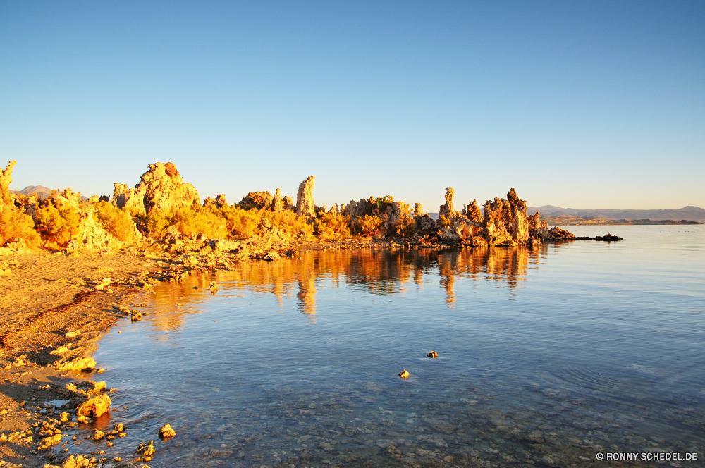 Mono Lake Wasser Sonnenuntergang Meer Himmel Landschaft Strand Küstenlinie Ozean Sonne Reisen See Küste Baum Sonnenaufgang Sand Wolken Sommer Reflexion Tourismus Urlaub Kontur Orange Fluss landschaftlich Ufer im freien 'Nabend Insel Szenerie Wald Ruhe Horizont Dämmerung Bäume Urlaub Tropischer Boot Küste sonnig im freien Morgenröte Park Fels ruhige Bucht Berg Herbst Welle klar Wolke Golden Sonnenlicht Himmel Szene Palm Umgebung gelb Farbe Reiseziele idyllische Paradies Urlaub Stein friedliche Klippe seelandschaft natürliche Licht Resort bunte Land Berge Wetter Gold Boote Surf Landschaften Land Entspannen Sie sich Wellen am Morgen Wüste Wild Lagune Saison Blatt Kreuzfahrt Ziel Tourist nationalen fallen Archipel hell Schiff Gras Tag niemand water sunset sea sky landscape beach shoreline ocean sun travel lake coast tree sunrise sand clouds summer reflection tourism vacation silhouette orange river scenic shore outdoors evening island scenery forest calm horizon dusk trees holiday tropical boat coastline sunny outdoor dawn park rock tranquil bay mountain autumn wave clear cloud golden sunlight heaven scene palm environment yellow color destinations idyllic paradise holidays stone peaceful cliff seascape natural light resort colorful country mountains weather gold boats surf scenics land relax waves morning desert wild lagoon season leaf cruise destination tourist national fall archipelago bright ship grass day nobody