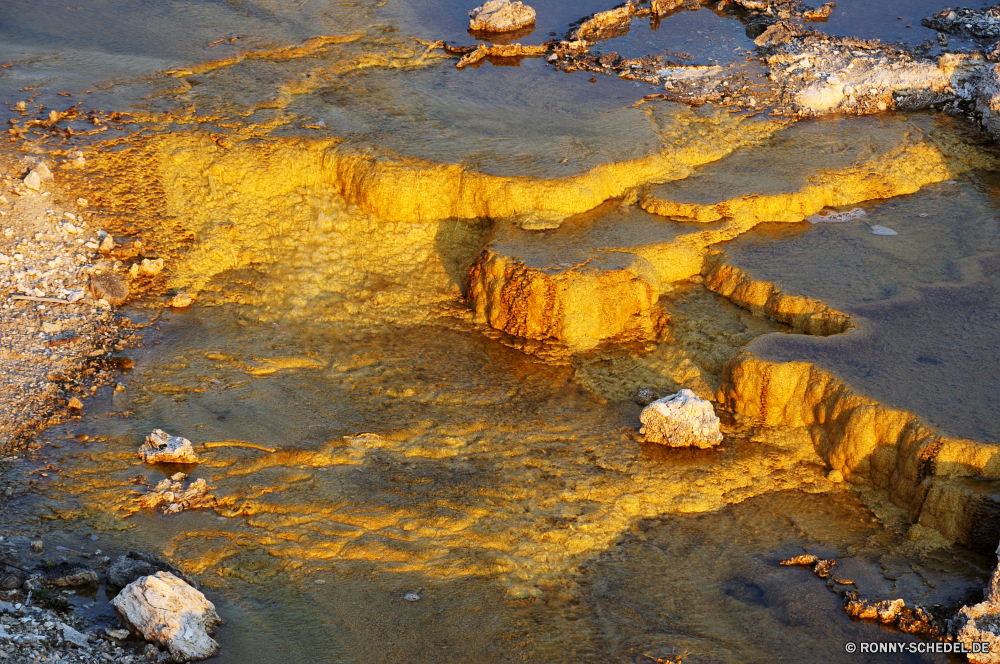 Yellowstone National Park Landschaft Fluss Park Wasser Reisen Berg Wald fallen Herbst Sand Fels Stein landschaftlich Szenerie natürliche im freien Baum Saison Himmel gelb Bäume Szene nationalen Labyrinth Umgebung Sonne Berge Meer Boden Tourismus Ozean Sonnenuntergang Stream bunte Sonnenaufgang Blätter Golden Orange Schnee Tal im freien Wild Urlaub Wildnis Licht Holz Entwicklung des ländlichen Wasserfall Gerät Mauer Wolken Creek Farbe Farben Erde Strand Struktur friedliche Blatt Morgenröte Hölzer Dämmerung Verbindungselement Belaubung Landschaft Eis Horizont Wandern Braun See Küste Steinmauer Barrier Unterstützung Landschaften sonnig Ufer nut and bolt Zaun Felsen Hügel 'Nabend alt Textur Boden Schlucht Reflexion Ahorn Gras hell steilen Zurückhaltung Waldland klar Moos Welle Wolke Spitze Sommer geologische formation Wüste schwarz Land Oberfläche landscape river park water travel mountain forest fall autumn sand rock stone scenic scenery natural outdoor tree season sky yellow trees scene national maze environment sun mountains sea soil tourism ocean sunset stream colorful sunrise leaves golden orange snow valley outdoors wild vacation wilderness light wood rural waterfall device wall clouds creek color colors earth beach structure peaceful leaf dawn woods dusk fastener foliage countryside ice horizon hiking brown lake coast stone wall barrier support scenics sunny shore nut and bolt fence rocks hill evening old texture ground canyon reflection maple grass bright steep restraint woodland clear moss wave cloud peak summer geological formation desert black land surface