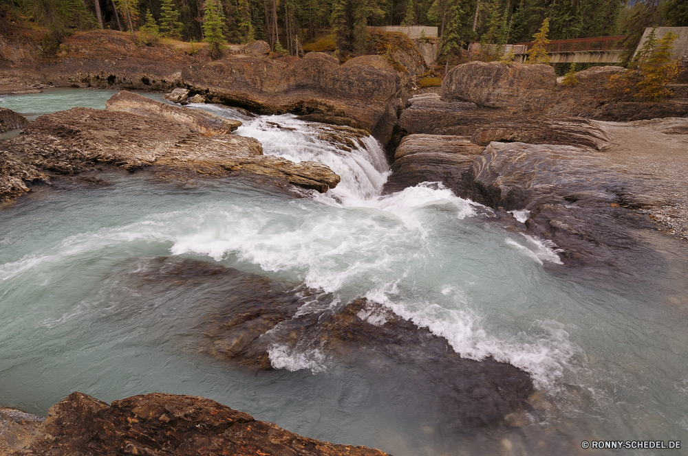 Banff National Park Frühling Fluss Wasser Wasserfall heißer Frühling Fels Stream geologische formation Landschaft Kanal Stein Körper des Wassers Berg Felsen Park Reisen Wald Strömung Creek im freien Kaskade Wildnis Umgebung fallen fließende Bewegung Moos im freien natürliche Wild Sommer landschaftlich Baum Szenerie Berge Tourismus Steine fällt platsch friedliche Ozean Schlucht fallen nass frisch Meer Schlucht Szene felsigen Küste rasche nationalen Bäume Eis Klippe Wandern Kühl Tal See glatte Strand Ufer Himmel gelassene Ökologie Geschwindigkeit Flüsse Herbst Abenteuer Tropischer Kristall Blatt Reinigen frische Luft Drop natürliche depression Sand SWIFT Wasserfälle Wanderung Landschaften Erhaltung Küste Barrier ruhige Vorgebirge Urlaub Pflanze Dam Tag Erholung natürliche Höhe Land Stromschnellen sonnig plantschen Geysir Wellen Insel Ruhe Urlaub solide Küstenlinie spring river water waterfall hot spring rock stream geological formation landscape channel stone body of water mountain rocks park travel forest flow creek outdoor cascade wilderness environment fall flowing motion moss outdoors natural wild summer scenic tree scenery mountains tourism stones falls splash peaceful ocean canyon falling wet fresh sea ravine scene rocky coast rapid national trees ice cliff hiking cool valley lake smooth beach shore sky serene ecology speed rivers autumn adventure tropical crystal leaf clean freshness drop natural depression sand swift waterfalls hike scenics conservation coastline barrier tranquil promontory vacation plant dam day recreation natural elevation country rapids sunny splashing geyser waves island calm holiday solid shoreline