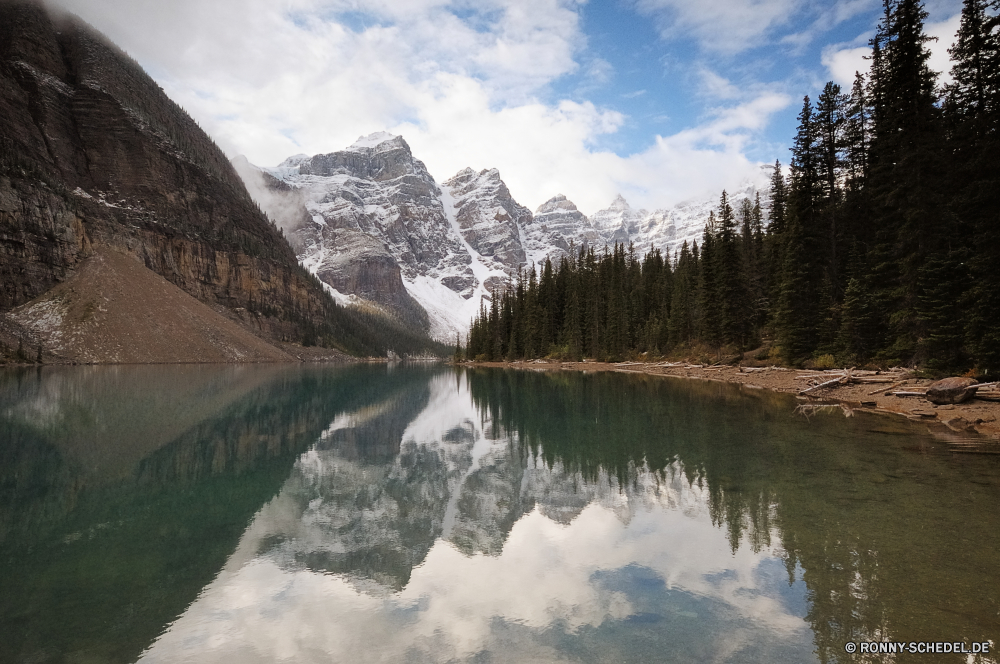 Banff National Park Berg Landschaft Berge Fluss Wald See Wasser Park Schnee Baum Becken Wildnis Himmel Kanal Gletscher nationalen Bäume Dam Körper des Wassers im freien Bereich Reisen Tal landschaftlich Reflexion Fels natürliche depression Spitze Umgebung Stream im freien Barrier Wolke geologische formation Eis Tourismus Gras Felsen Hügel Sommer Obstruktion Szenerie Winter natürliche klar friedliche Stein felsigen Wolken Herbst ruhige Wandern Landschaften Hölzer Kiefer hoch Szene sonnig Ruhe Alpen Klippe Struktur Panorama Wild Entwicklung des ländlichen Erhaltung Feld fallen Holz Ufer Wasserfall entfernten Land idyllische kalt bewölkt fließende Kristall Urlaub Creek Landschaften Land Sonne gelassene Tag Frühling Saison Alp am See Landschaft Horizont Wiese Kaskade Steigung Gelände Hochland Ozean Ökologie am Morgen Wahrzeichen nass Sonnenlicht Grat Rocky Mountains Spitzen Alpine Mount Hügel Extreme Spiegel Aufstieg mountain landscape mountains river forest lake water park snow tree basin wilderness sky channel glacier national trees dam body of water outdoors range travel valley scenic reflection rock natural depression peak environment stream outdoor barrier cloud geological formation ice tourism grass rocks hill summer obstruction scenery winter natural clear peaceful stone rocky clouds autumn tranquil hiking scenics woods pine high scene sunny calm alps cliff structure panorama wild rural conservation field fall wood shore waterfall remote country idyllic cold cloudy flowing crystal vacation creek landscapes land sun serene day spring season alp lakeside countryside horizon meadow cascade slope terrain highland ocean ecology morning landmark wet sunlight ridge rockies peaks alpine mount hills extreme mirror ascent