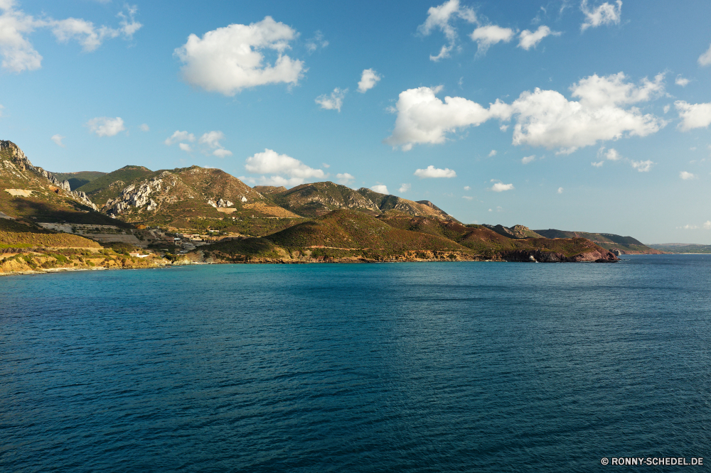 Porto Flavia Vorgebirge natürliche Höhe geologische formation Meer Wasser Ozean Landschaft Küste Strand Ufer Reisen Berg Küste Insel Himmel Fels Bucht Kap Sommer Sand Sonne Urlaub See Tourismus Berge sonnig Wolken seelandschaft landschaftlich Welle Felsen Klippe Baum Stein ruhige Tropischer am See Küstenlinie Tag Szene am Meer im freien felsigen Szenerie Entspannen Sie sich Park Wellen Becken Horizont Sonnenuntergang Boot Pazifik Surf Paradies Hügel Resort Wetter Fluss Palm Bereich Urlaub Türkis Wolke natürliche depression nationalen Sonnenlicht Bäume im freien Farbe Reflexion Kreuzfahrt Segel Küste Wald natürliche Wildnis Ruhe Umgebung Land Schnee Licht klar Saison Reiseziele Himmel gelassene Süden Sonnenschein Stadt Körper des Wassers promontory natural elevation geological formation sea water ocean landscape coast beach shore travel mountain coastline island sky rock bay cape summer sand sun vacation lake tourism mountains sunny clouds seascape scenic wave rocks cliff tree stone tranquil tropical lakeside shoreline day scene seaside outdoor rocky scenery relax park waves basin horizon sunset boat pacific surf paradise hill resort weather river palm range holiday turquoise cloud natural depression national sunlight trees outdoors color reflection cruise sail coastal forest natural wilderness calm environment land snow light clear season destinations heaven serene south sunshine city body of water