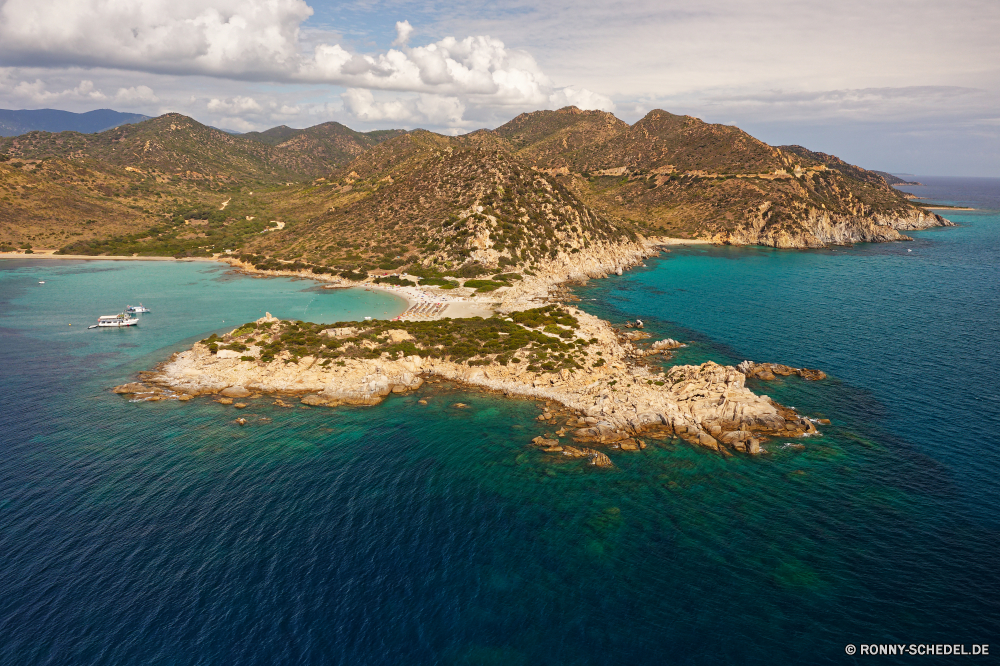 Punta Molentis Vorgebirge natürliche Höhe Strand geologische formation Meer Küste Ozean Wasser Landschaft Küste Reisen Bucht Insel Sand Urlaub Fels Himmel Sommer Sonne landschaftlich Ufer Urlaub Berg Tourismus Klippe Wellen Paradies Baum Tropischer Welle Kap Küstenlinie sonnig seelandschaft Stein Wolke Tourist Hügel Entspannen Sie sich Küste Ziel am Meer felsigen Surf Felsen im freien Boot Szene ruhige im freien Horizont Inseln klar Wolken Szenerie Erholung Panorama Urlaub Berge Lagune Pazifik Park natürliche Palm warm Türkis romantische idyllische Tag Entspannung Sonnenlicht Land Nautik Bewuchs Kiefer Süden Stadt Ruhe Pflanze Riff Klippen Landschaften Urlaub entspannende Körper des Wassers promontory natural elevation beach geological formation sea coast ocean water landscape coastline travel bay island sand vacation rock sky summer sun scenic shore holiday mountain tourism cliff waves paradise tree tropical wave cape shoreline sunny seascape stone cloud tourist hill relax coastal destination seaside rocky surf rocks outdoor boat scene tranquil outdoors horizon islands clear clouds scenery recreation panorama vacations mountains lagoon pacific park natural palm warm turquoise romantic idyllic day relaxation sunlight land nautical vegetation pine south city calm plant reef cliffs scenics holidays relaxing body of water