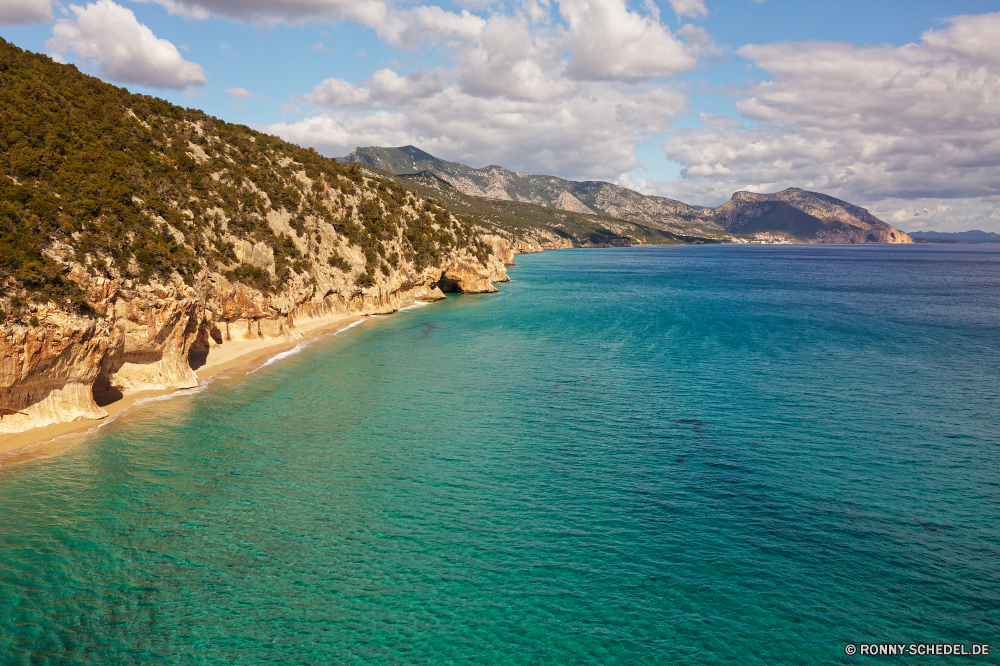 Cala Luna Strand Sand Meer Ozean Wasser Küste Landschaft Reisen Himmel Urlaub Sandbank Insel Sommer Bucht Paradies Bar Sonne Ufer Küste landschaftlich Urlaub Tropischer Welle Barrier sonnig natürliche Höhe Tourismus Berg Fels Grat Baum Küstenlinie am Meer geologische formation Wellen klar Palm Wolke im freien Entspannen Sie sich See Tourist Ziel Wolken Stein Szene seelandschaft Felsen Boot warm Szenerie Surf Erholung Entspannung Türkis Klippe felsigen natürliche im freien Hügel Berge Vorgebirge Lagune Park idyllische Boden Resort Horizont Inseln romantische Bäume Schwimmen entspannende ruhige Freizeit Panorama friedliche Sonnenlicht Azurblau Küste Körper des Wassers Pazifik Bewuchs Becken Erde Reise Süden Kap heiß exotische Wald Meeresküste Wild Ruhe Pflanze natürliche depression Tag Nautik Traum Stadt Umgebung beach sand sea ocean water coast landscape travel sky vacation sandbar island summer bay paradise bar sun shore coastline scenic holiday tropical wave barrier sunny natural elevation tourism mountain rock ridge tree shoreline seaside geological formation waves clear palm cloud outdoor relax lake tourist destination clouds stone scene seascape rocks boat warm scenery surf recreation relaxation turquoise cliff rocky natural outdoors hill mountains promontory lagoon park idyllic soil resort horizon islands romantic trees swim relaxing tranquil leisure panorama peaceful sunlight azure coastal body of water pacific vegetation basin earth trip south cape hot exotic forest seashore wild calm plant natural depression day nautical dream city environment