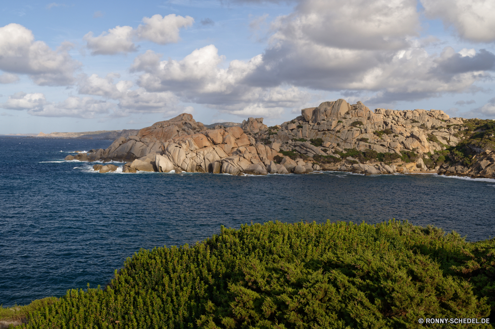 Capo Testa Vorgebirge natürliche Höhe geologische formation Meer Ozean Küste Wasser Landschaft Strand Küste Insel Fels Himmel Berg Reisen Kap Ufer Bucht Baum Sonne Sand Hügel Urlaub Klippe landschaftlich seelandschaft Sommer Wolken sonnig Stein ruhige Horizont Felsen Wellen Berge Tag Tourismus Welle Szenerie Tropischer Urlaub Szene Wolke felsigen Wetter See im freien Wald Pazifik im freien Boot Küste Surf Panorama Stadt Park Sonnenlicht Inseln am Meer Türkis Landschaften Paradies Palm Resort Farbe Wildnis idyllische Sonnenuntergang natürliche Fluss Bäume niemand Reiseziele Entspannen Sie sich Urlaub Sonnenschein Ziel Wahrzeichen Gras promontory natural elevation geological formation sea ocean coast water landscape beach coastline island rock sky mountain travel cape shore bay tree sun sand hill vacation cliff scenic seascape summer clouds sunny stone tranquil horizon rocks waves mountains day tourism wave scenery tropical holiday scene cloud rocky weather lake outdoor forest pacific outdoors boat coastal surf panorama city park sunlight islands seaside turquoise scenics paradise palm resort color wilderness idyllic sunset natural river trees nobody destinations relax vacations sunshine destination landmark grass