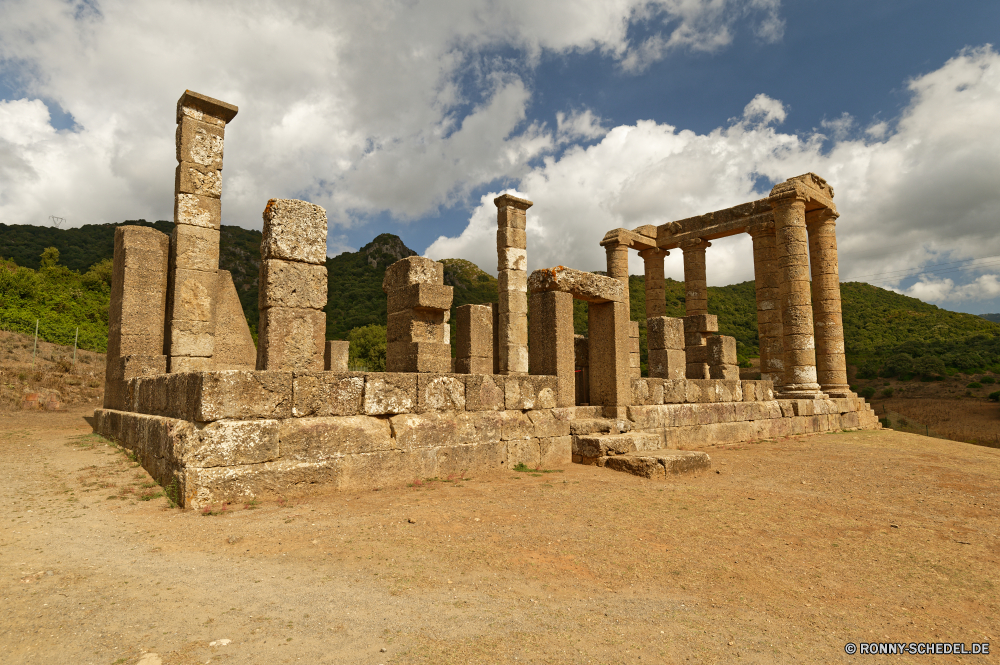 Tempel Antas Statue Antike Stein Geschichte alt Ruine Reisen Architektur Schloss Tourismus Gebäude Tempel Ruine historischen Himmel Denkmal Mauer Wahrzeichen berühmte Spalte Befestigung Landschaft Grab Turm Kultur Vergangenheit Festung historische Archäologie Backstein Antik Struktur mittelalterliche Roman Stadt Fels Ringwall im freien Bau Religion Steine Platz Zivilisation Festung Baumaterial Spalten Tourist Stadt Bogen Wolken Hügel bleibt Reiseziele Kirche aussenansicht Turkei Klassische Lineal Haus traditionelle ruiniert Defensive Struktur Wände Marmor Dorf Wüste Museum architektonische Mitte Tag Website im freien Osten Park Sand Palast Gras Zitadelle Felsenburg Bögen England Urlaub nationalen Kunst Berg statue ancient stone history old ruins travel architecture castle tourism building temple ruin historic sky monument wall landmark famous column fortification landscape grave tower culture past fortress historical archeology brick antique structure medieval roman city rock rampart outdoors construction religion stones place civilization fort building material columns tourist town arch clouds hill remains destinations church exterior turkey classical ruler house traditional ruined defensive structure walls marble village desert museum architectural middle day site outdoor east park sand palace grass citadel stronghold arches england vacation national art mountain