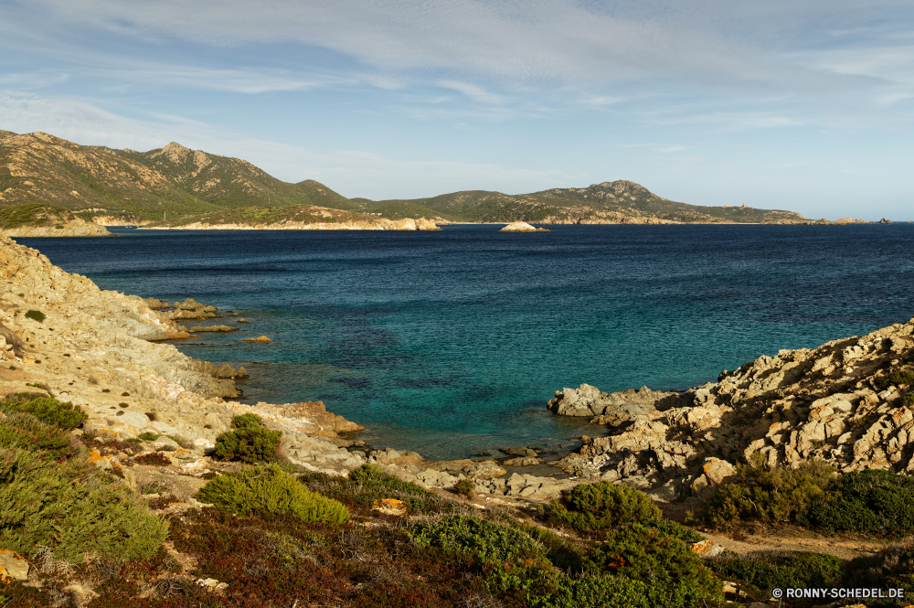 Capo Malfatano Landschaft Kap Wasser Meer Küste Vorgebirge Ozean Ufer Küste Strand Küstenlinie natürliche Höhe Berg Bucht Reisen geologische formation Himmel Sonne Insel landschaftlich Sommer Baum Fels am See Sand Tourismus Berge Urlaub See Hügel Szenerie Stein Park Klippe seelandschaft Szene Felsen Wolken im freien im freien Fluss ruhige Urlaub Wolke Wald Wellen am Meer Tourist Barrier Ziel Tropischer felsigen klar sonnig natürliche Pazifik Bäume Paradies Palm Welle Entspannen Sie sich nationalen Stadt Horizont Surf Panorama Wetter Wild idyllische Urlaub Pflanze Ruhe Reflexion Inseln Lagune malerische Küste Aussicht Körper des Wassers Teich Wellenbrecher Türkis Becken Entspannung Resort Sonnenuntergang Gras landscape cape water sea coast promontory ocean shore coastline beach shoreline natural elevation mountain bay travel geological formation sky sun island scenic summer tree rock lakeside sand tourism mountains vacation lake hill scenery stone park cliff seascape scene rocks clouds outdoor outdoors river tranquil holiday cloud forest waves seaside tourist barrier destination tropical rocky clear sunny natural pacific trees paradise palm wave relax national city horizon surf panorama weather wild idyllic vacations plant calm reflection islands lagoon picturesque coastal vista body of water pond breakwater turquoise basin relaxation resort sunset grass