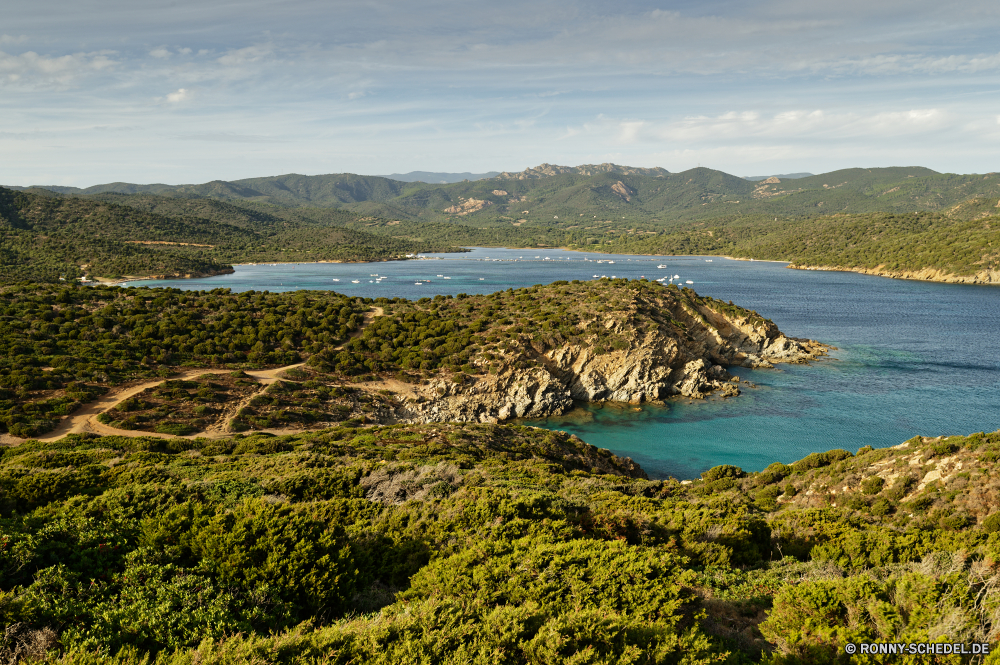 Capo Malfatano Meer Ozean Wasser Kap Landschaft Strand Vorgebirge Küste natürliche Höhe Insel Küste Reisen Himmel Küstenlinie Ufer geologische formation Fels Berg Bucht Sonne Sommer landschaftlich Sand Urlaub Szenerie Baum Wolken seelandschaft Fluss Tourismus Urlaub Stein Wellen See Wolke Wald im freien am Meer Entspannen Sie sich ruhige Klippe Felsen Hügel Berge Szene Tropischer felsigen Tag Paradies Resort Welle sonnig Surf Bäume Park Lagune Horizont Sonnenuntergang Körper des Wassers Tourist Pazifik Türkis klar im freien Boot friedliche Ruhe am See Wild Ziel Entspannung Wetter Entwicklung des ländlichen Bewuchs Pflanze Strauch Wildnis Umgebung Stechginster Küste Barrier gelassene Fossil natürliche Sonnenlicht Gras sea ocean water cape landscape beach promontory coast natural elevation island coastline travel sky shoreline shore geological formation rock mountain bay sun summer scenic sand vacation scenery tree clouds seascape river tourism holiday stone waves lake cloud forest outdoor seaside relax tranquil cliff rocks hill mountains scene tropical rocky day paradise resort wave sunny surf trees park lagoon horizon sunset body of water tourist pacific turquoise clear outdoors boat peaceful calm lakeside wild destination relaxation weather rural vegetation plant shrub wilderness environment gorse coastal barrier serene fossil natural sunlight grass