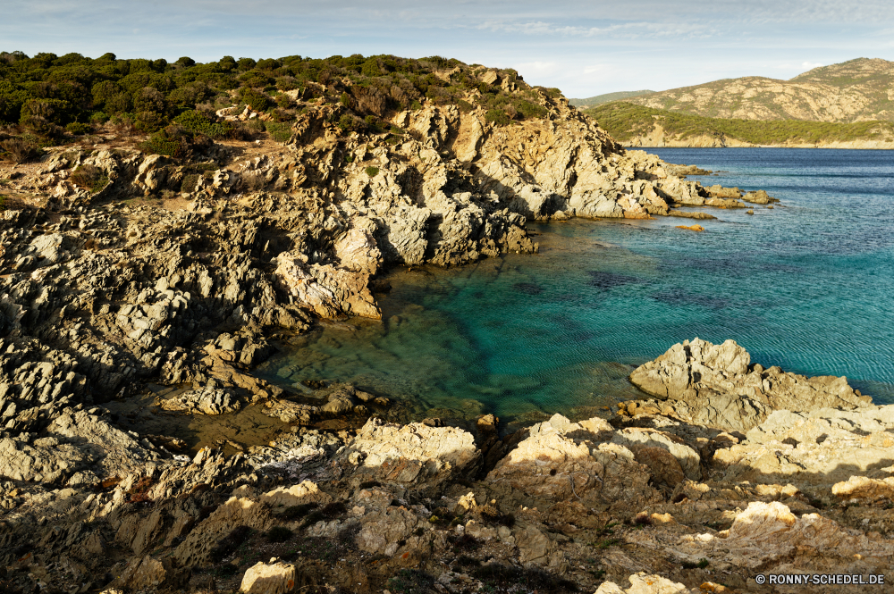 Capo Malfatano Vorgebirge natürliche Höhe geologische formation Meer Küste Strand Ozean Landschaft Fels Wasser Klippe Reisen Ufer Küste Himmel Urlaub Bucht Sand Sommer Insel landschaftlich Stein Welle Urlaub Felsen Berg Wellen Tourismus Sonne felsigen Szene seelandschaft Küstenlinie im freien Szenerie am Meer im freien Surf Horizont Klippen Baum Park Hügel Kap Küste sonnig Tag Ziel Steine Paradies Wolken ruhige Wolke Tropischer Tourist Meeresküste Sonnenlicht Panorama Berge Fluss natürliche Pazifik Urlaub Frühling Entspannen Sie sich Umgebung Bucht Gezeiten Türkis idyllische Süden Höhle Stadt Erholung Landschaften Resort Licht Strände Schwimmen Urlaub Pflanze Stadt friedliche entspannende Wetter promontory natural elevation geological formation sea coast beach ocean landscape rock water cliff travel shore coastline sky vacation bay sand summer island scenic stone wave holiday rocks mountain waves tourism sun rocky scene seascape shoreline outdoor scenery seaside outdoors surf horizon cliffs tree park hill cape coastal sunny day destination stones paradise clouds tranquil cloud tropical tourist seashore sunlight panorama mountains river natural pacific vacations spring relax environment cove tide turquoise idyllic south cave city recreation scenics resort light beaches swim holidays plant town peaceful relaxing weather