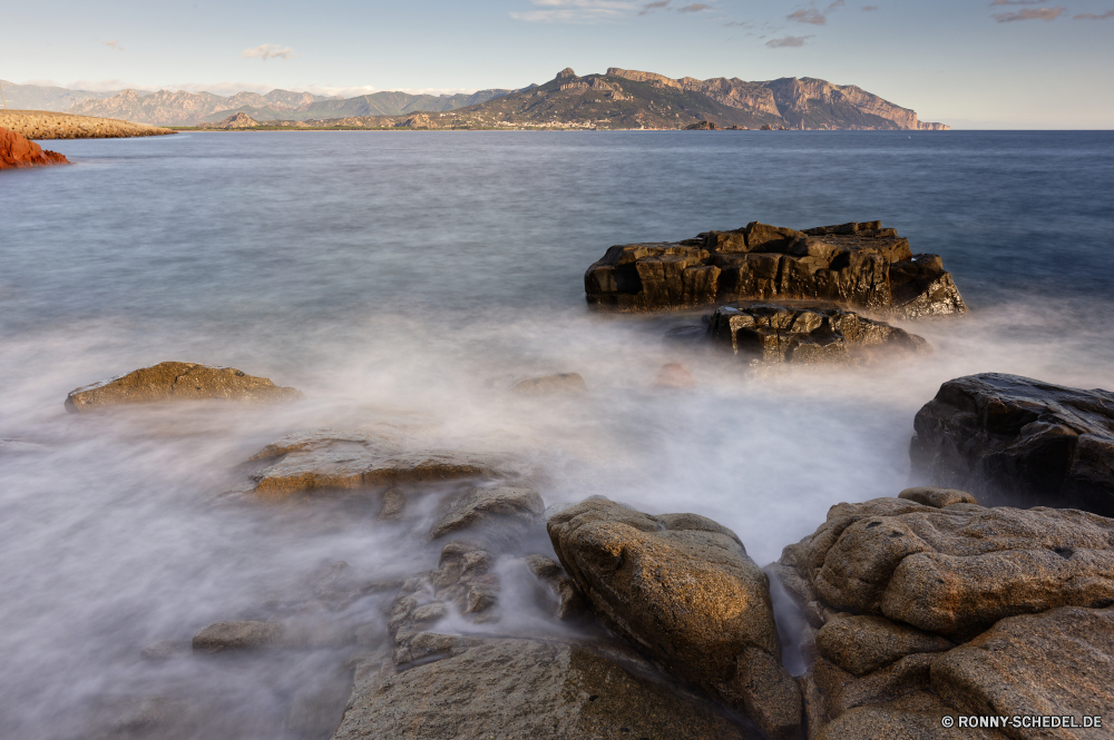 Arbatax Strand Ozean Meer Wellenbrecher Wasser Küste Barrier Küste Fels Ufer Landschaft Vorgebirge Wellen Obstruktion Urlaub natürliche Höhe Himmel seelandschaft Welle Reisen Felsen geologische formation landschaftlich Stein Insel Struktur Sonne Sand Sommer Küstenlinie Surf Klippe Tourismus Szenerie Horizont sonnig Urlaub am Meer Bucht Sonnenuntergang Küste felsigen Pazifik im freien Szene Sturm Körper des Wassers Wolken Tropischer im freien Gezeiten Entspannen Sie sich gischt Schiff Wind Wolke Sonnenaufgang Licht Ruhe Meeresküste Steine friedliche Wetter Schiff Wrack Berg Reflexion Dämmerung Paradies Sonnenschein natürliche Tourist klar Schaum platsch Berge Umgebung Frieden Frühling Klippen Riff Türkis Entspannung See Kap Fluss Tag beach ocean sea breakwater water coast barrier coastline rock shore landscape promontory waves obstruction vacation natural elevation sky seascape wave travel rocks geological formation scenic stone island structure sun sand summer shoreline surf cliff tourism scenery horizon sunny holiday seaside bay sunset coastal rocky pacific outdoor scene storm body of water clouds tropical outdoors tide relax spray ship wind cloud sunrise light calm seashore stones peaceful weather vessel wreck mountain reflection dusk paradise sunshine natural tourist clear foam splash mountains environment peace spring cliffs reef turquoise relaxation lake cape river day