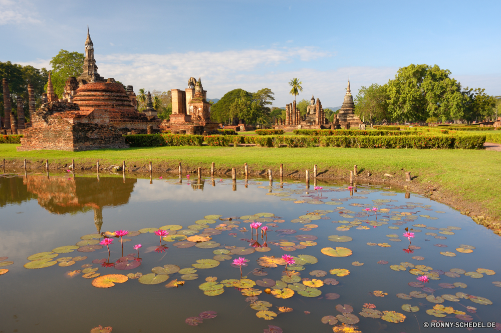 Sukhothai Historical Park Jigsaw puzzle Puzzle Stadt Palast Gebäude Fluss Spiel Architektur Himmel Reisen Tourismus Turm Wasser Stadt Kirche Reflexion Schloss Stadtansicht alt Gebäude See Tempel Struktur Geschichte berühmte Landschaft Urban Kathedrale historischen Skyline Denkmal Antike Sommer Hauptstadt Kuppel Haus Zentrum Wahrzeichen Szene Kultur Tourist Stein Sonnenuntergang Religion Urlaub Sonne Tag Bäume Nacht Brücke Wolken Park Meer Baum Befestigung historische Ziel 'Nabend aussenansicht im freien Innenstadt Urlaub Szenerie am Wasser klar Insel Morgenröte Wolkenkratzer bunte Dämmerung Panorama Mauer Platz Residenz Defensive Struktur Ruine Bau mittelalterliche Backstein Sonnenaufgang im freien Boot Ruhe Gras Ozean landschaftlich jigsaw puzzle puzzle city palace building river game architecture sky travel tourism tower water town church reflection castle cityscape old buildings lake temple structure history famous landscape urban cathedral historic skyline monument ancient summer capital dome house center landmark scene culture tourist stone sunset religion vacation sun day trees night bridge clouds park sea tree fortification historical destination evening exterior outdoor downtown holiday scenery waterfront clear island dawn skyscraper colorful dusk panorama wall place residence defensive structure ruin construction medieval brick sunrise outdoors boat calm grass ocean scenic